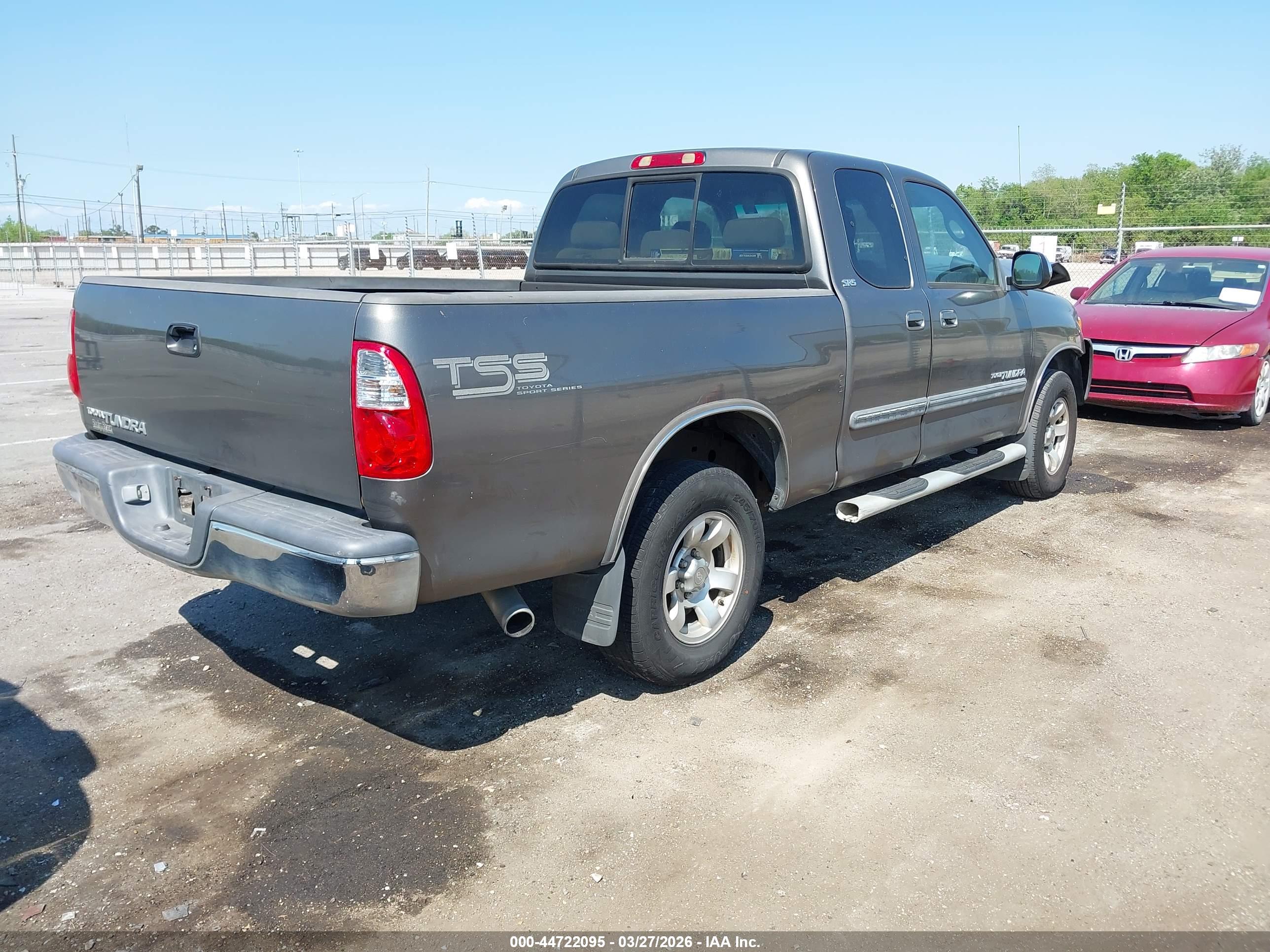TOYOTA TUNDRA image 4