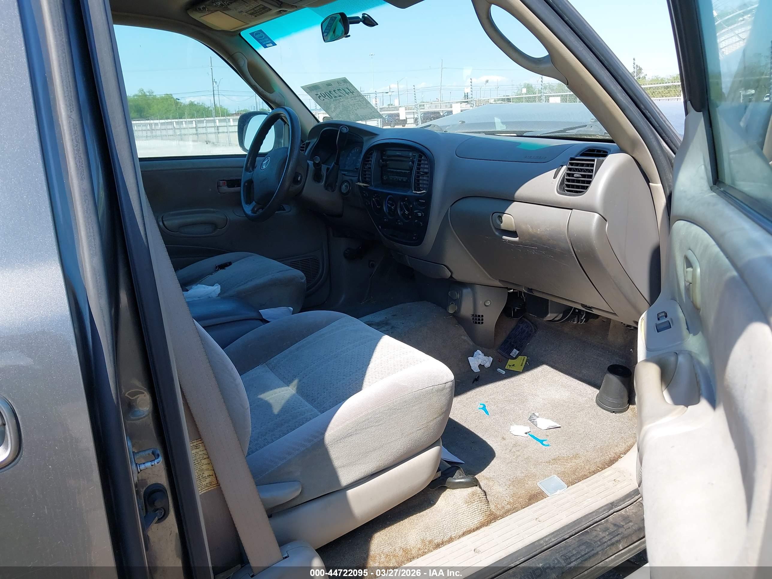 TOYOTA TUNDRA image 5