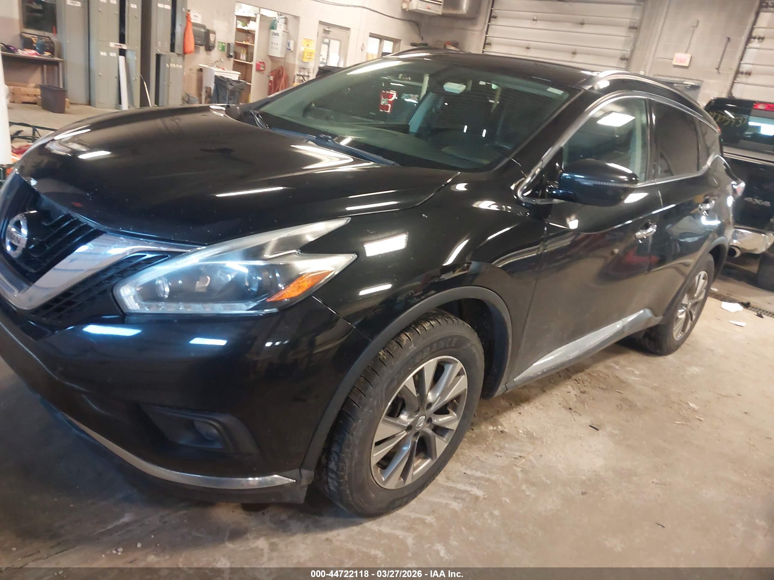 NISSAN MURANO image 2
