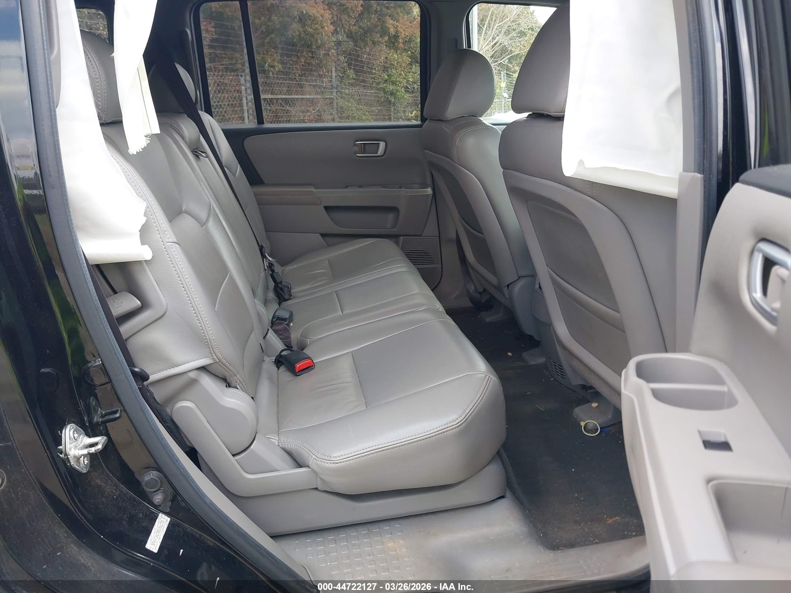 HONDA PILOT image 8