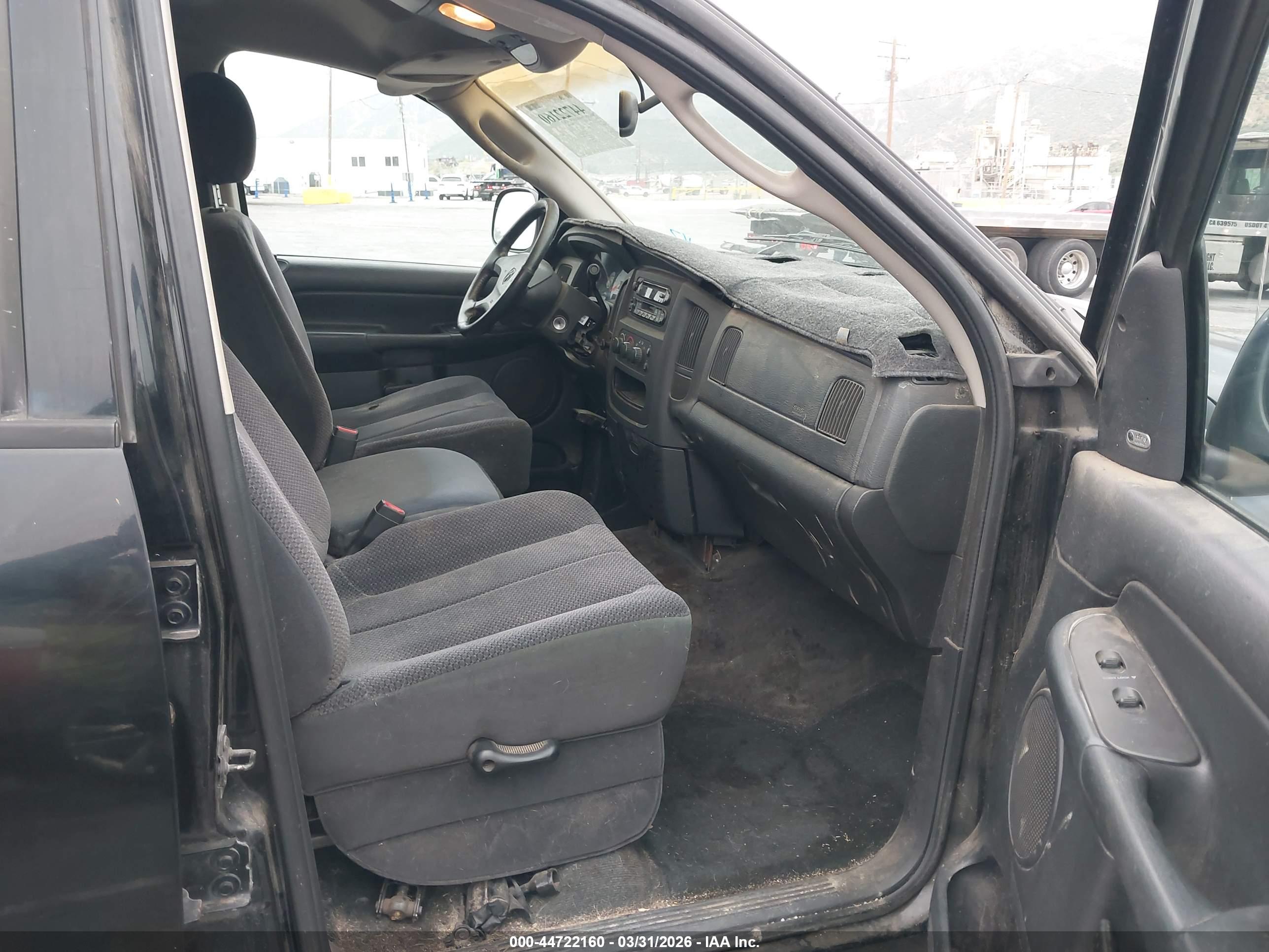DODGE RAM image 5