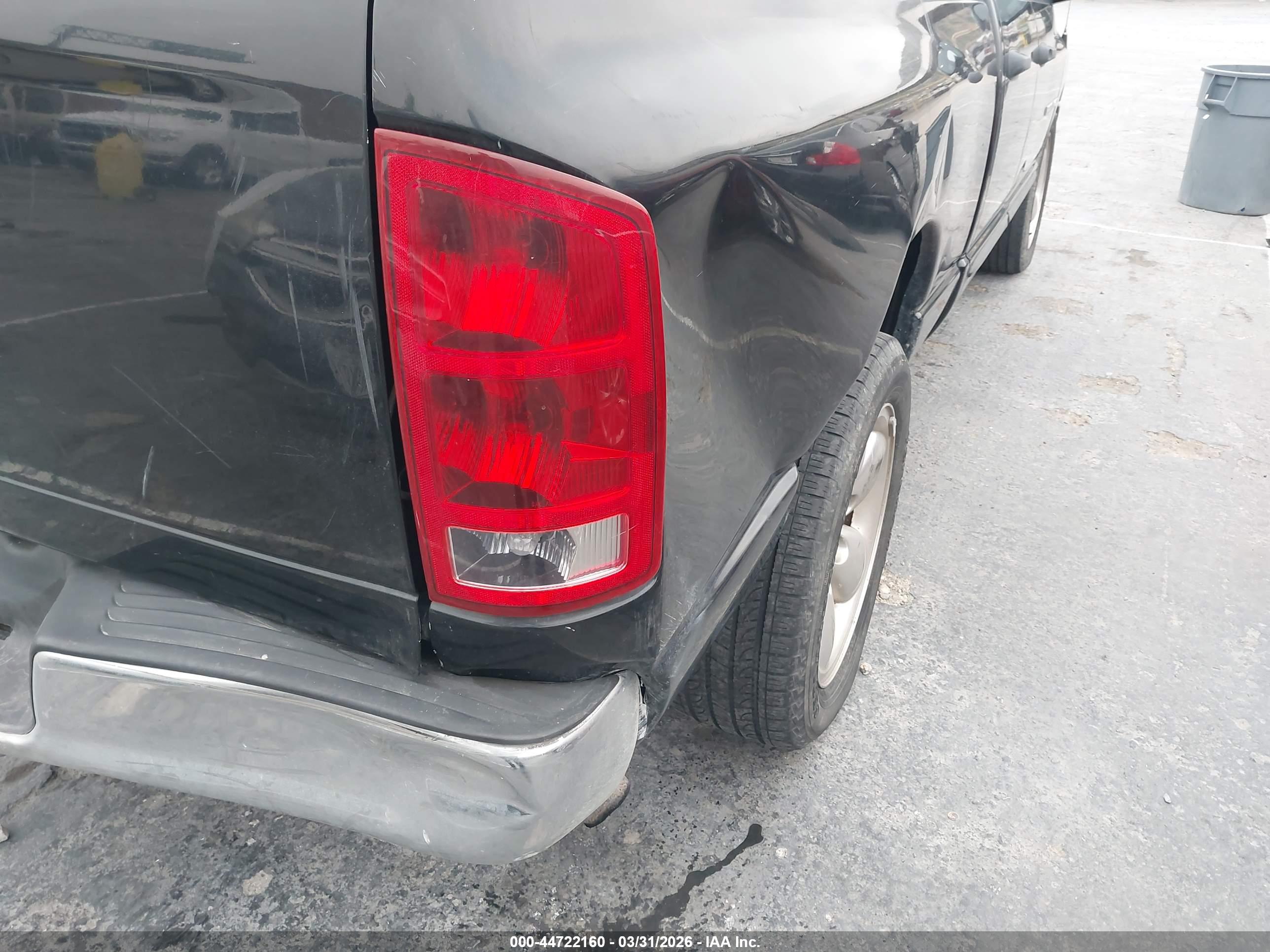 DODGE RAM image 6
