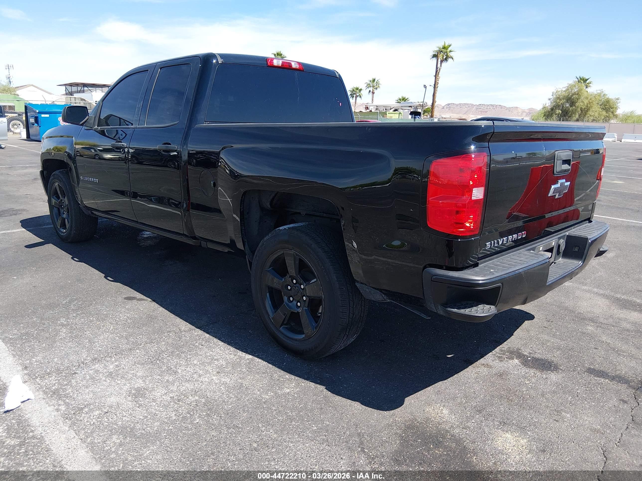 CHEVROLET SILVERADO image 3