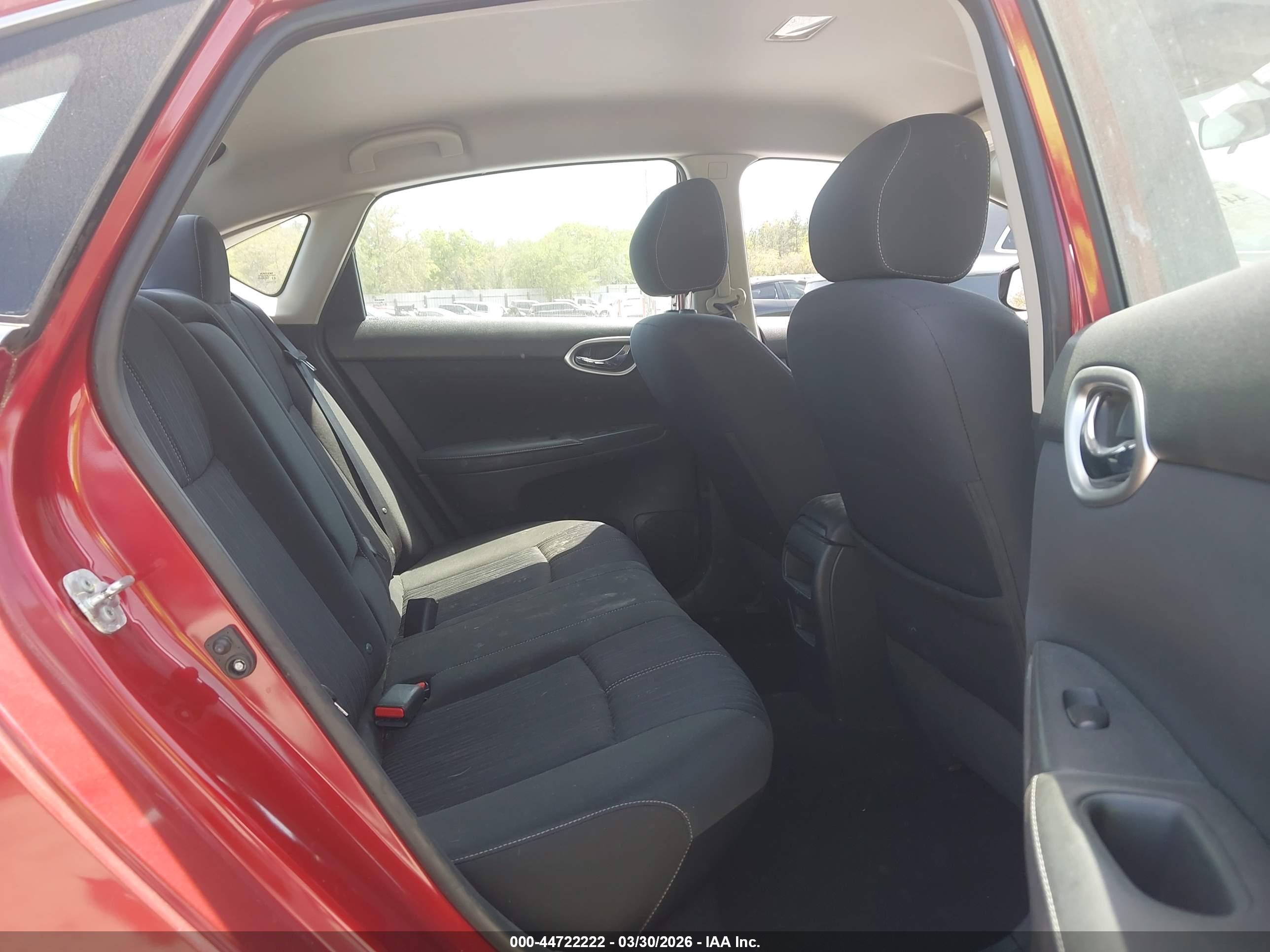 NISSAN SENTRA image 8