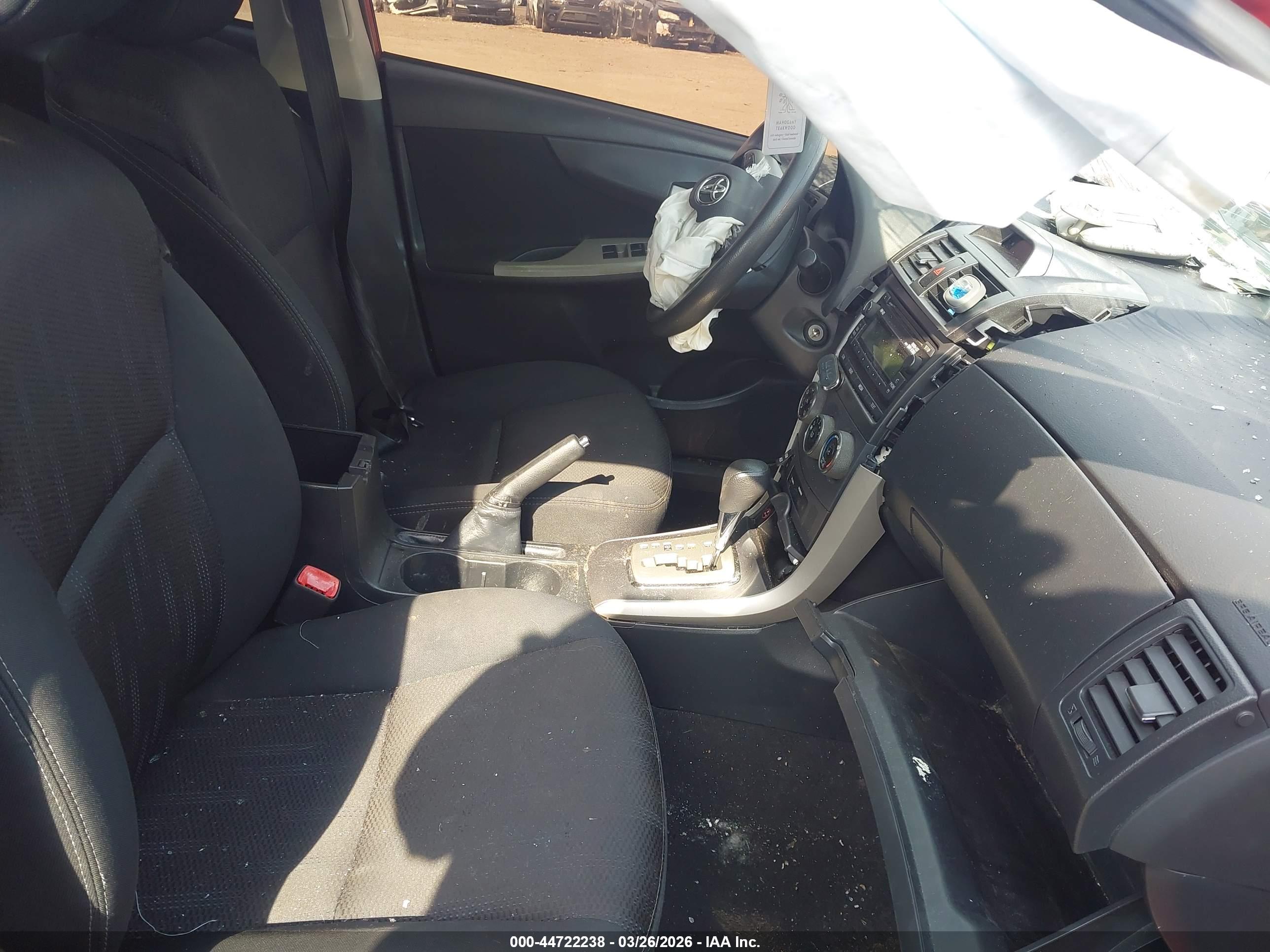 TOYOTA COROLLA image 5