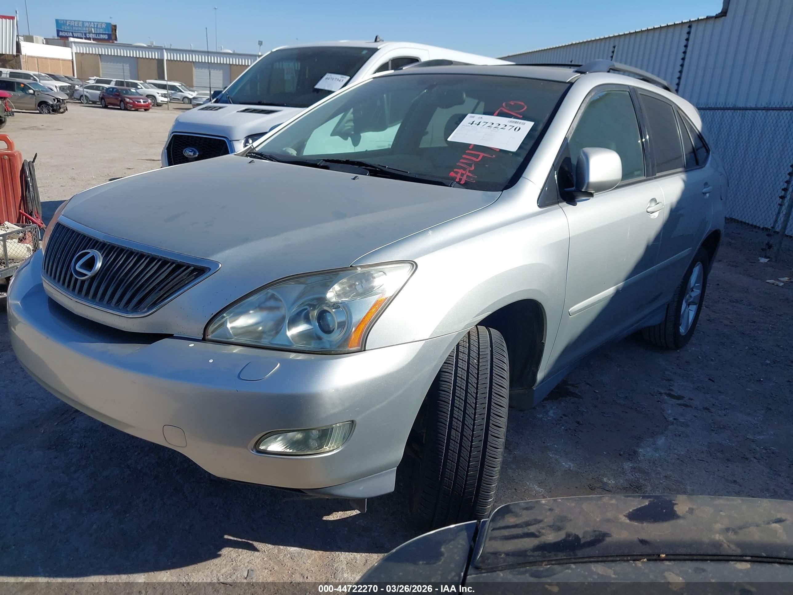 LEXUS RX image 2