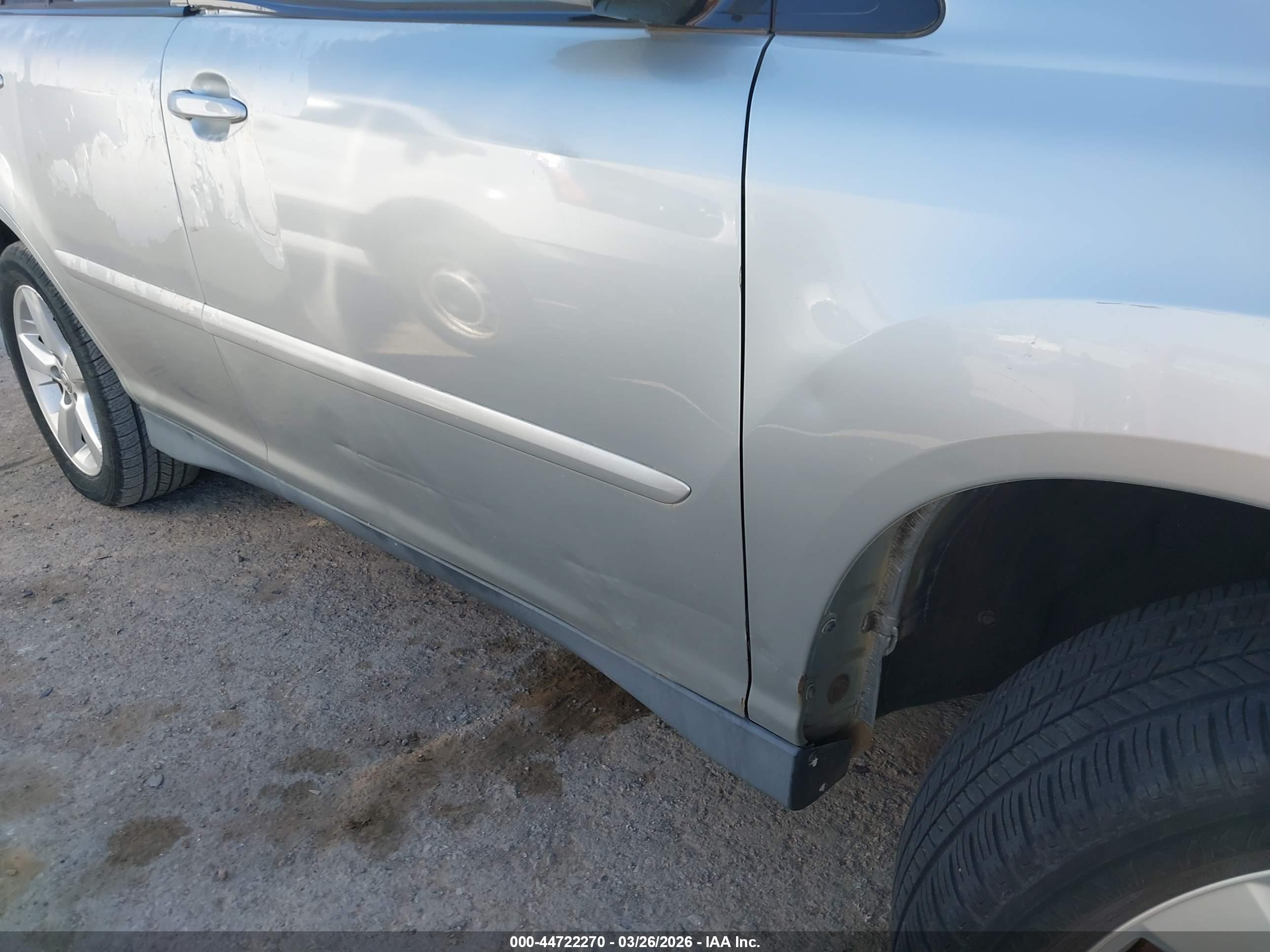 LEXUS RX image 6