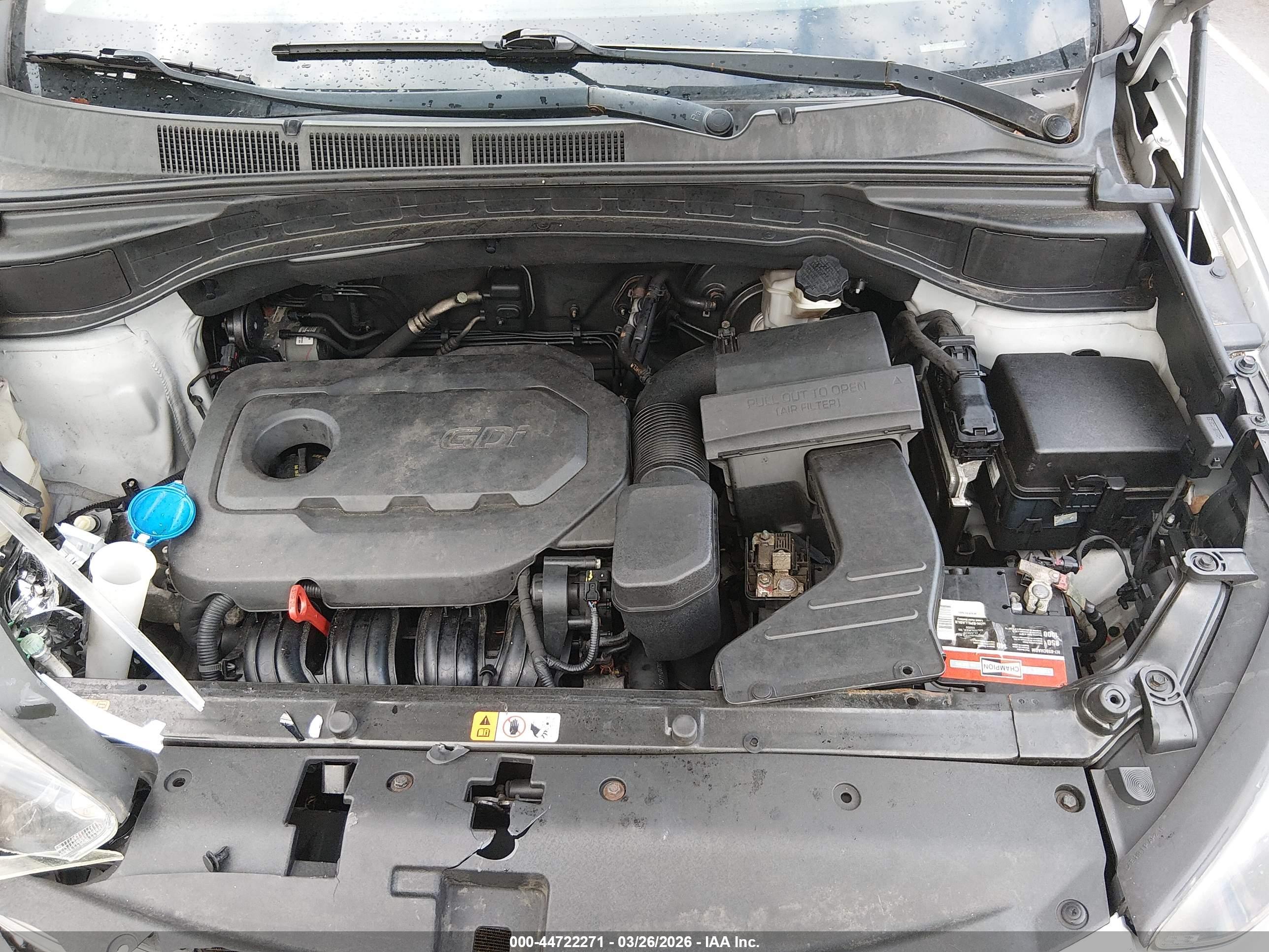 HYUNDAI SANTA image 10