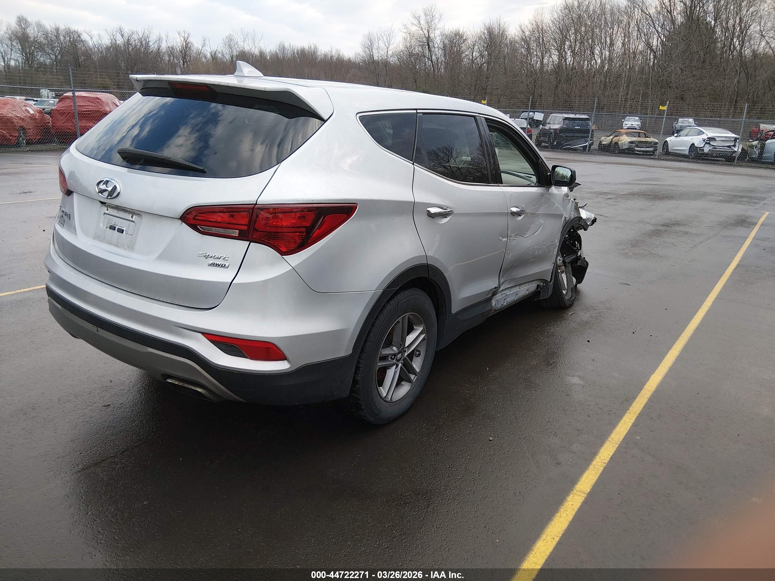 HYUNDAI SANTA image 4