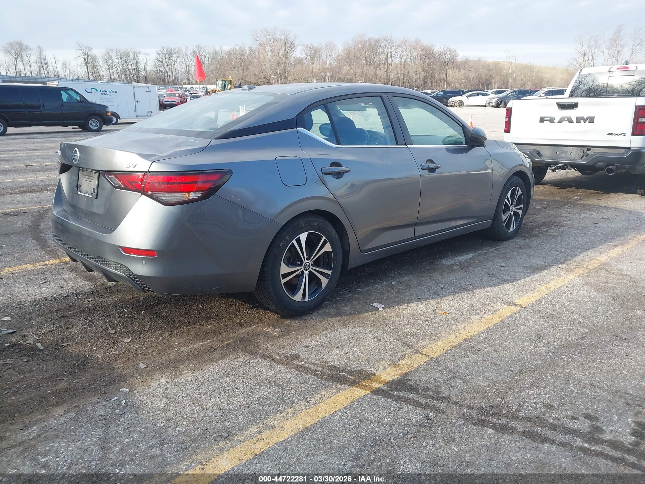 NISSAN SENTRA image 4