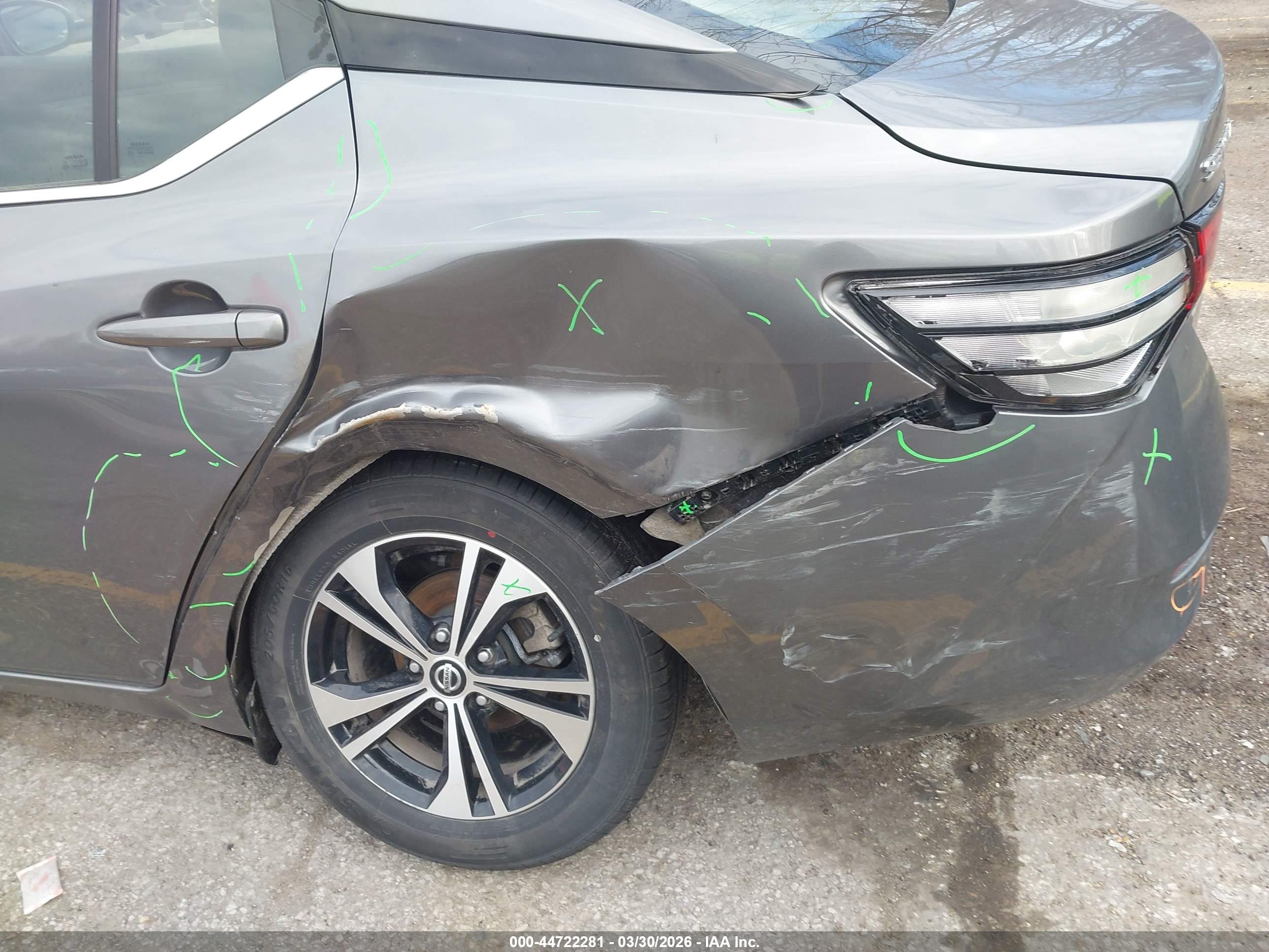 NISSAN SENTRA image 6