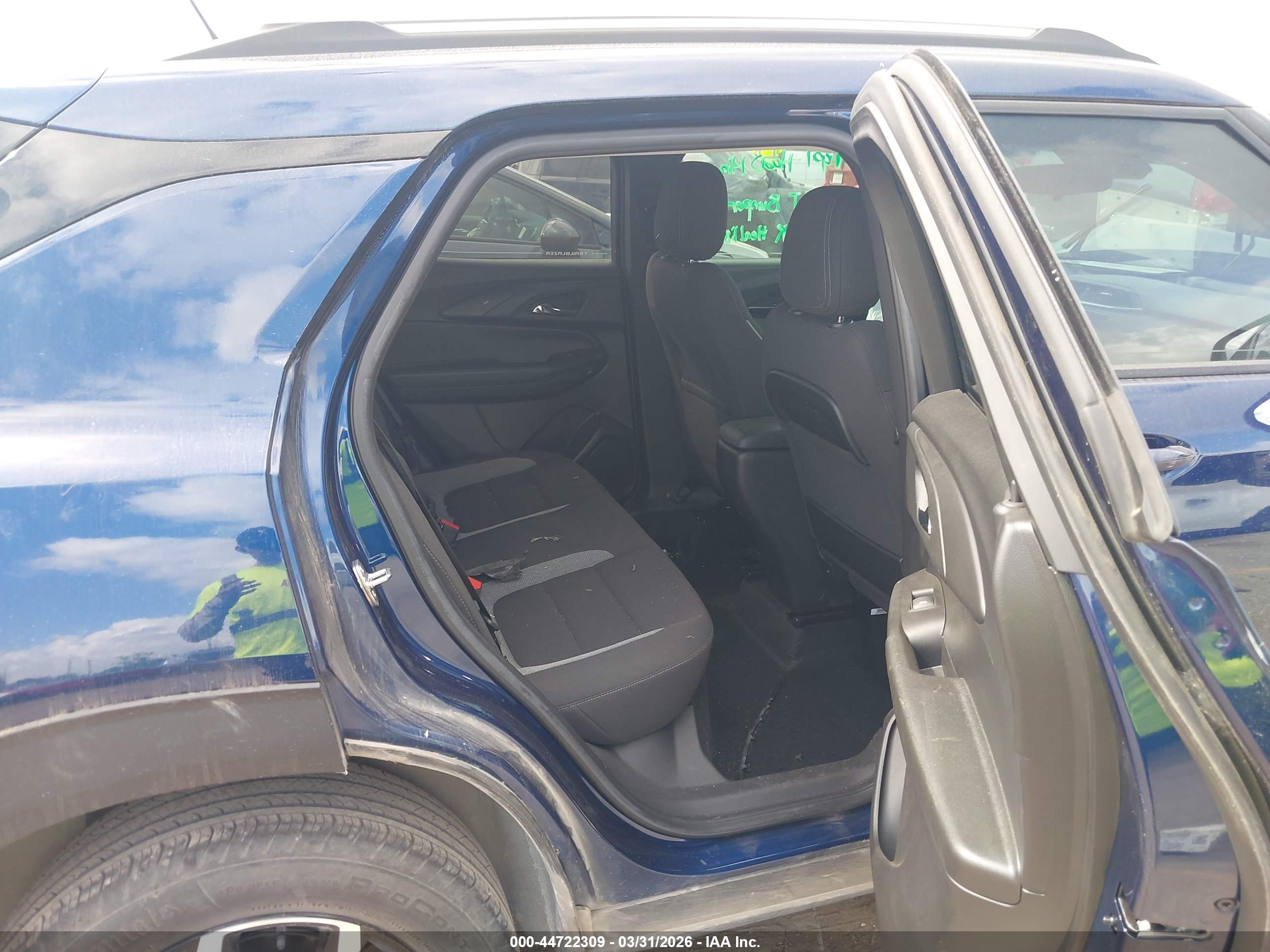 CHEVROLET TRAILBLAZER image 8