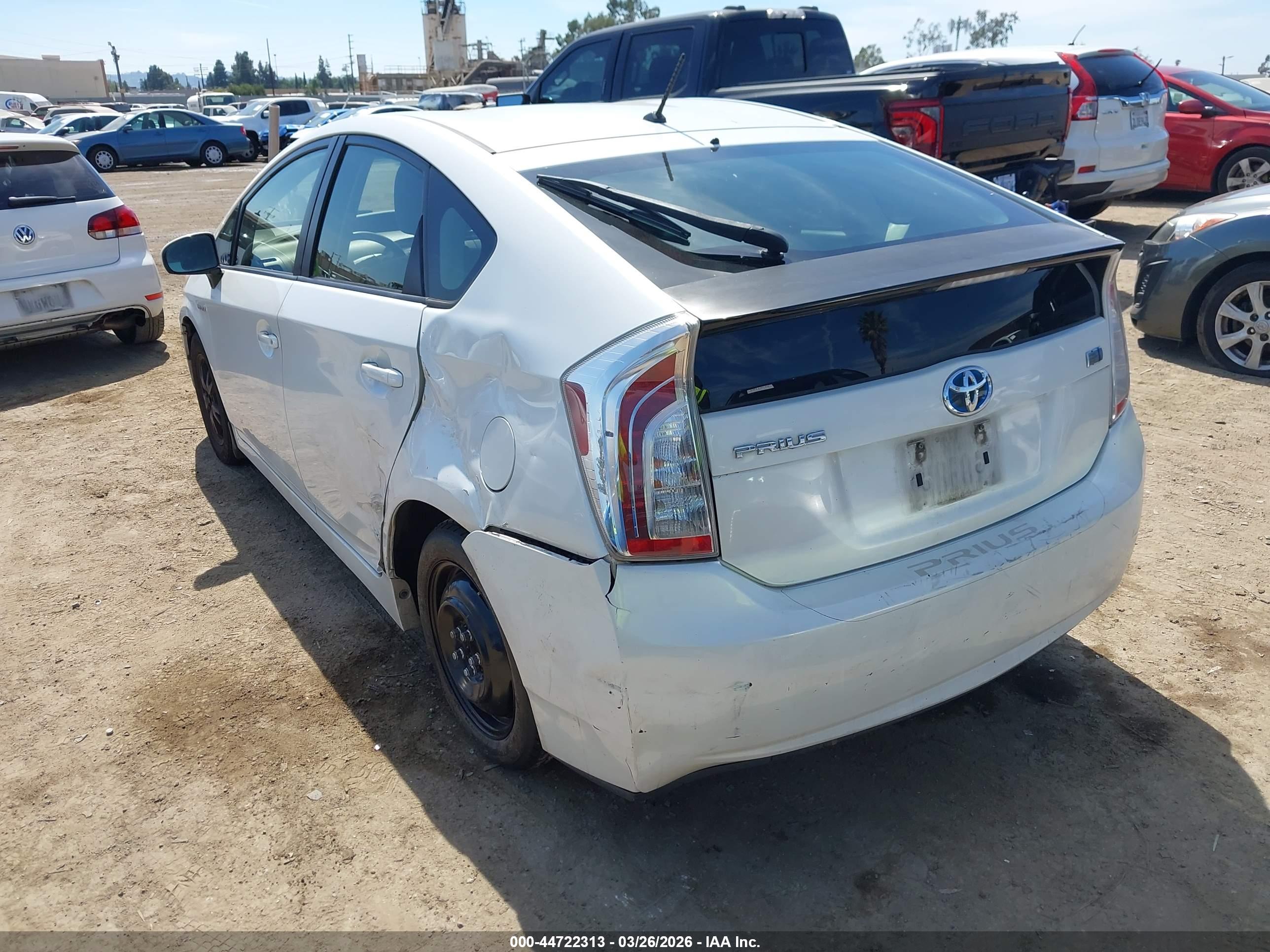 TOYOTA PRIUS image 3