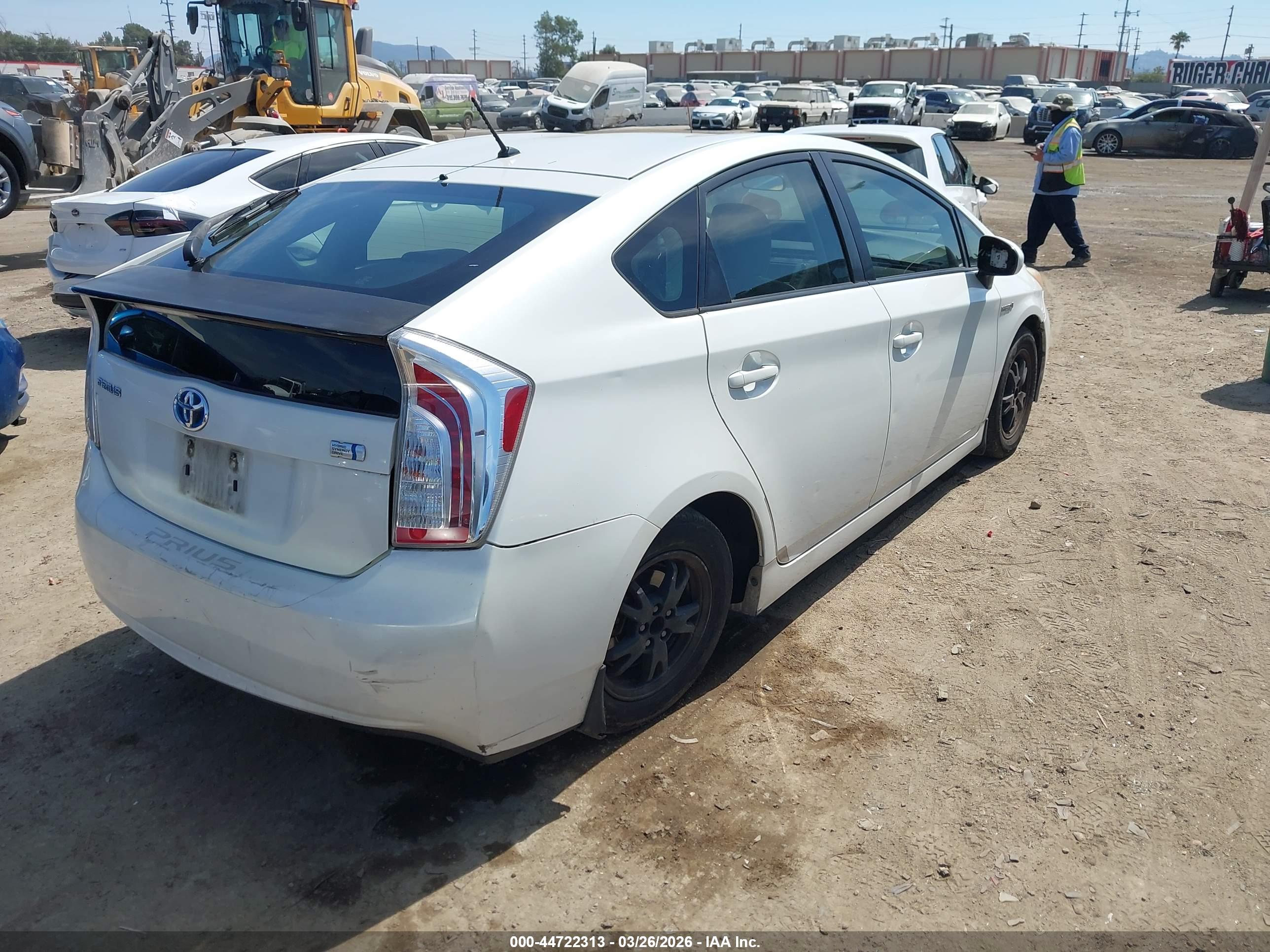 TOYOTA PRIUS image 4