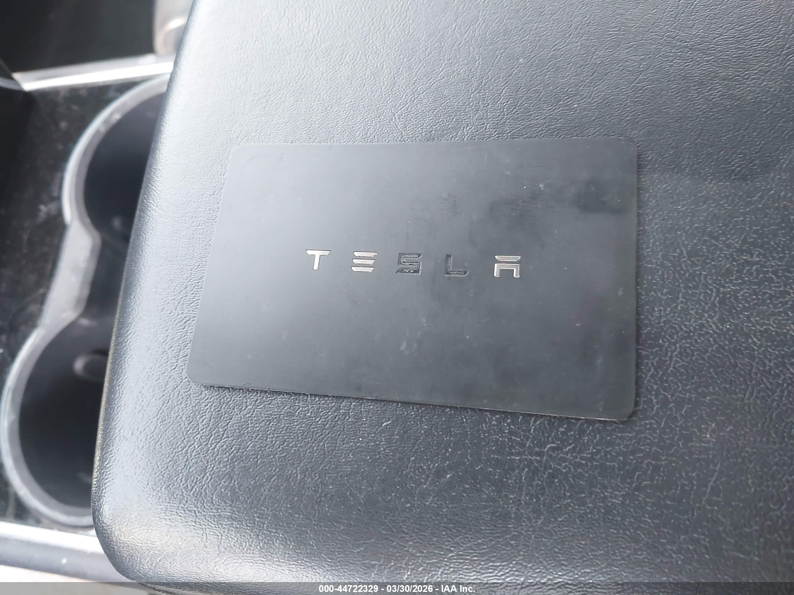 TESLA MODEL image 11