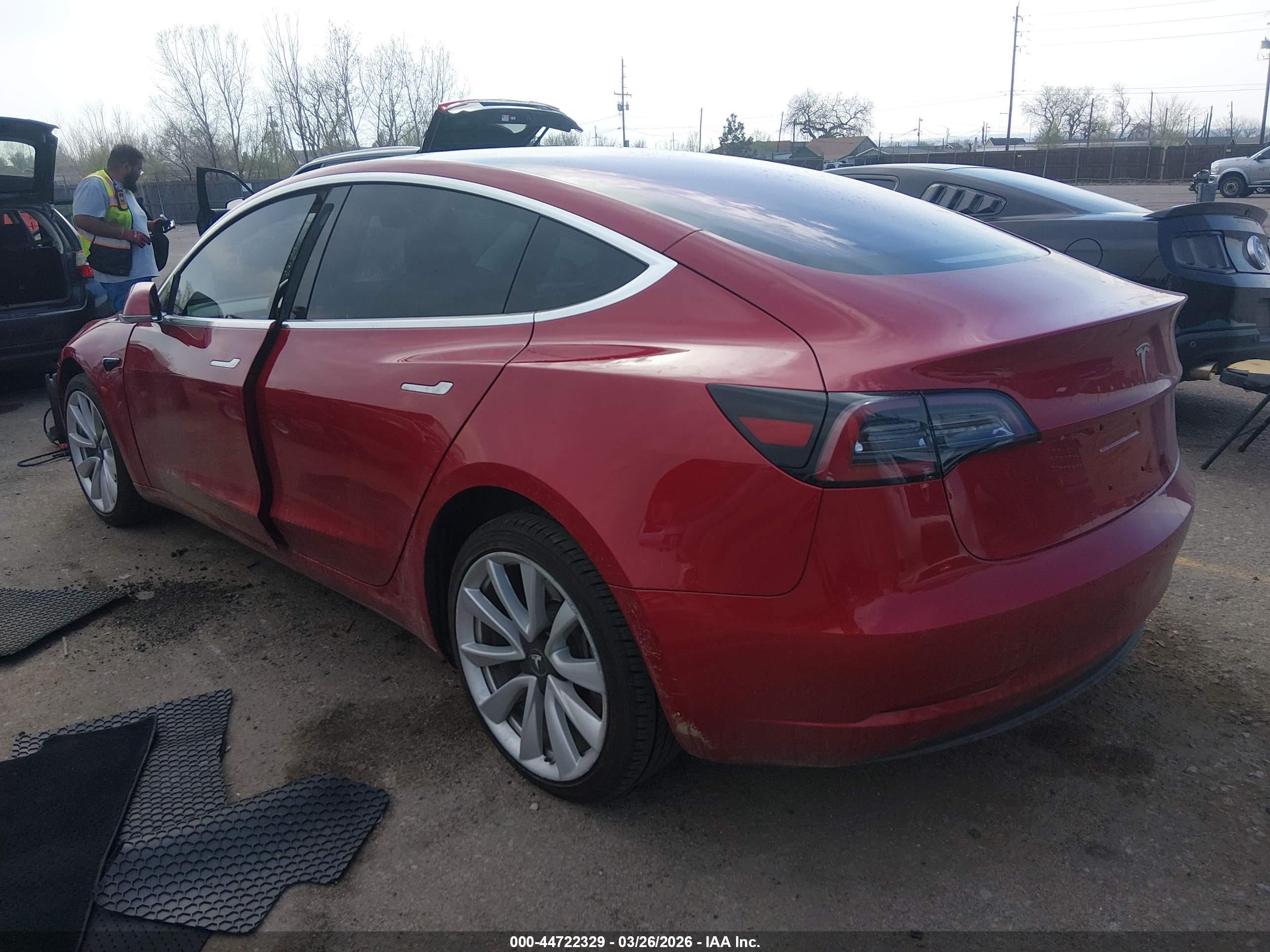 TESLA MODEL image 3