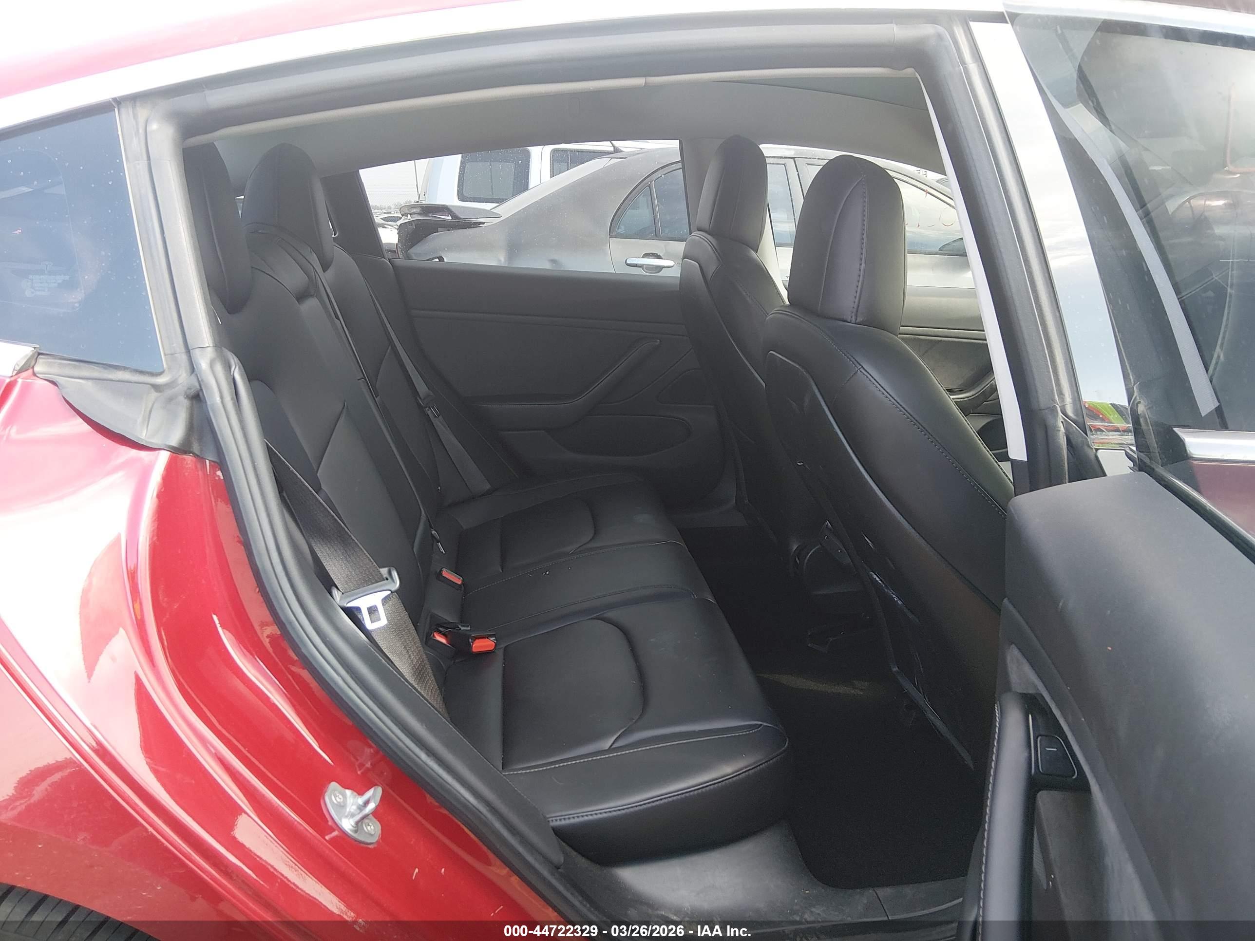 TESLA MODEL image 8