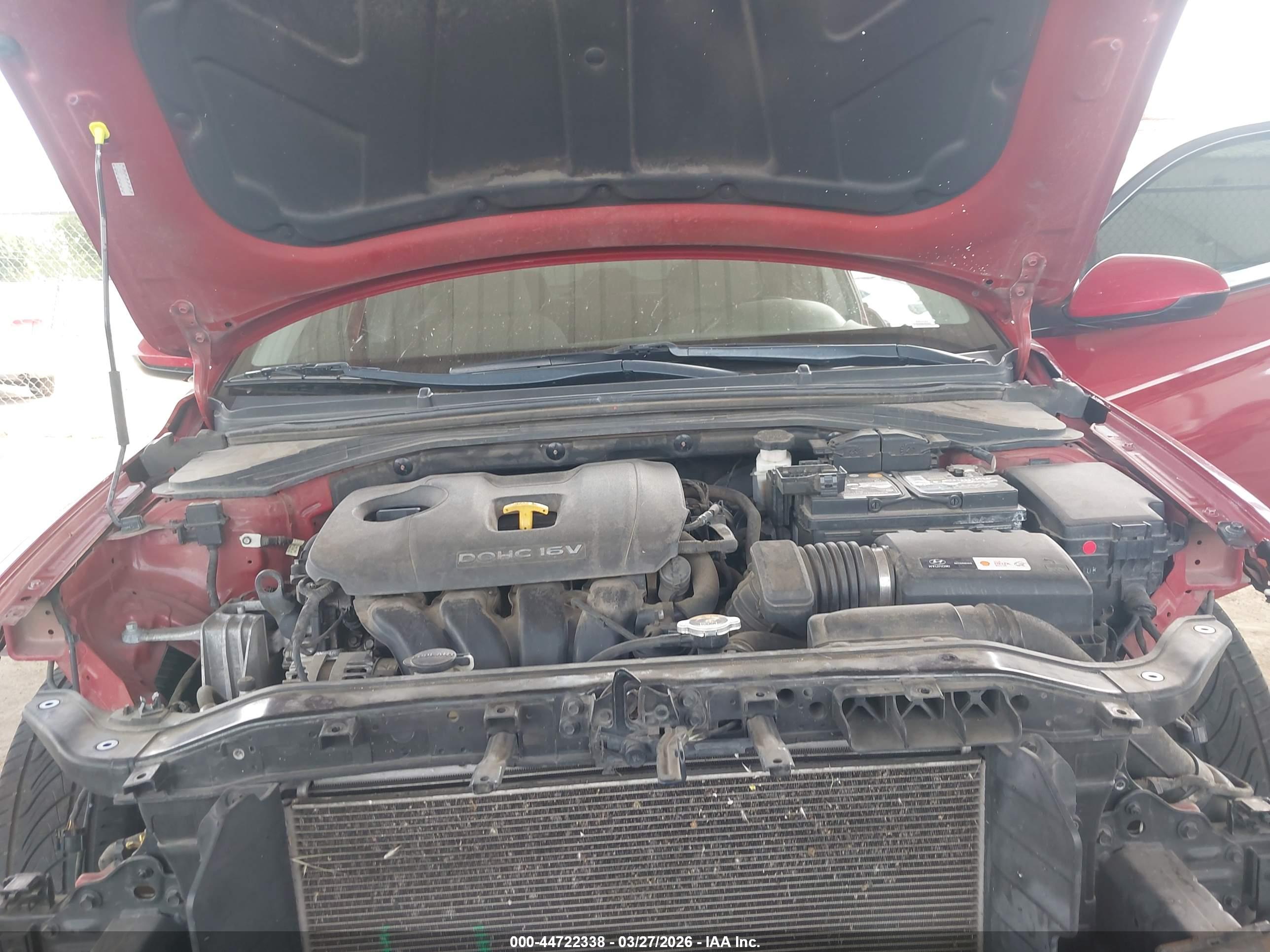 HYUNDAI ELANTRA image 10