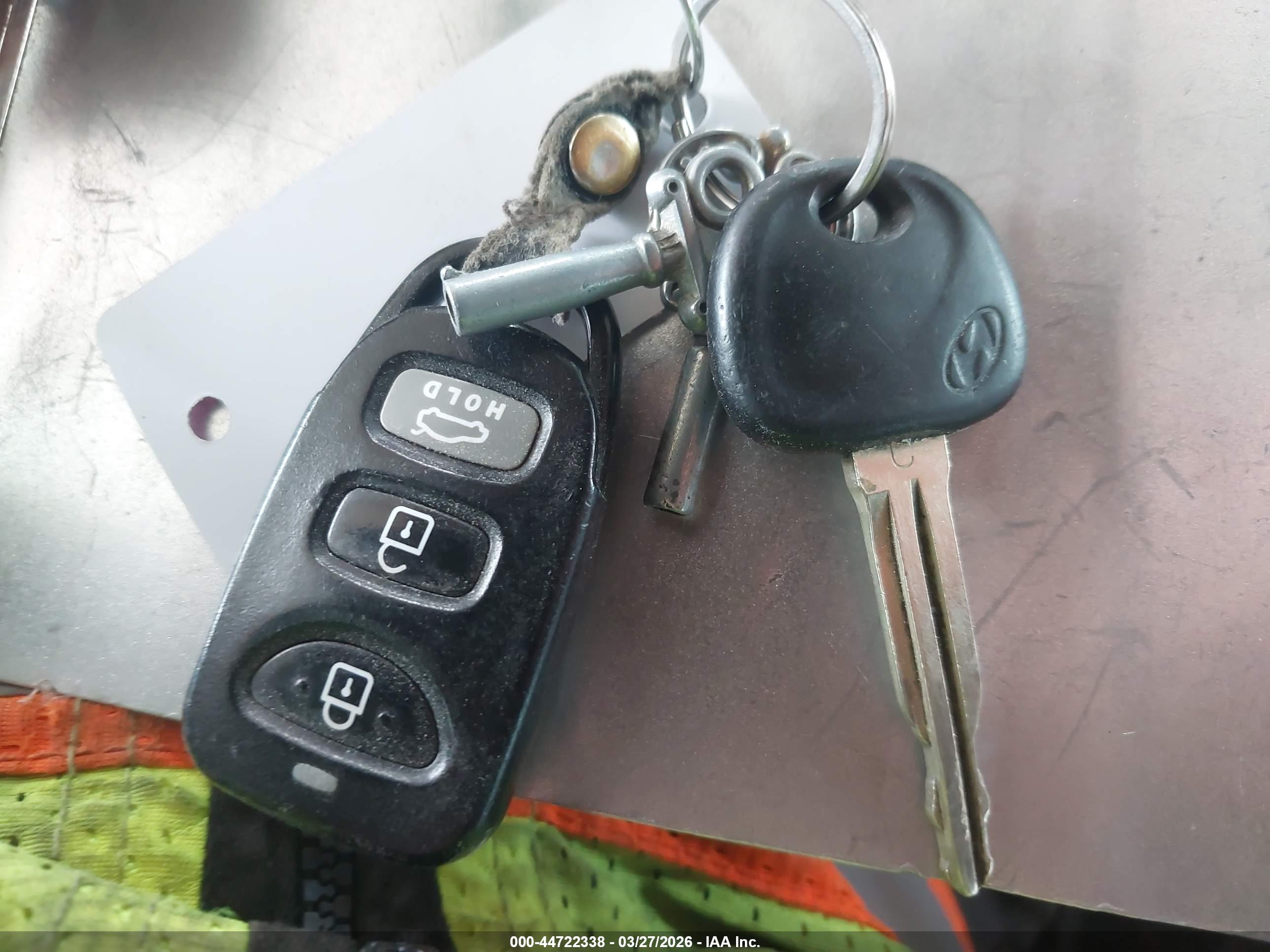 HYUNDAI ELANTRA image 11