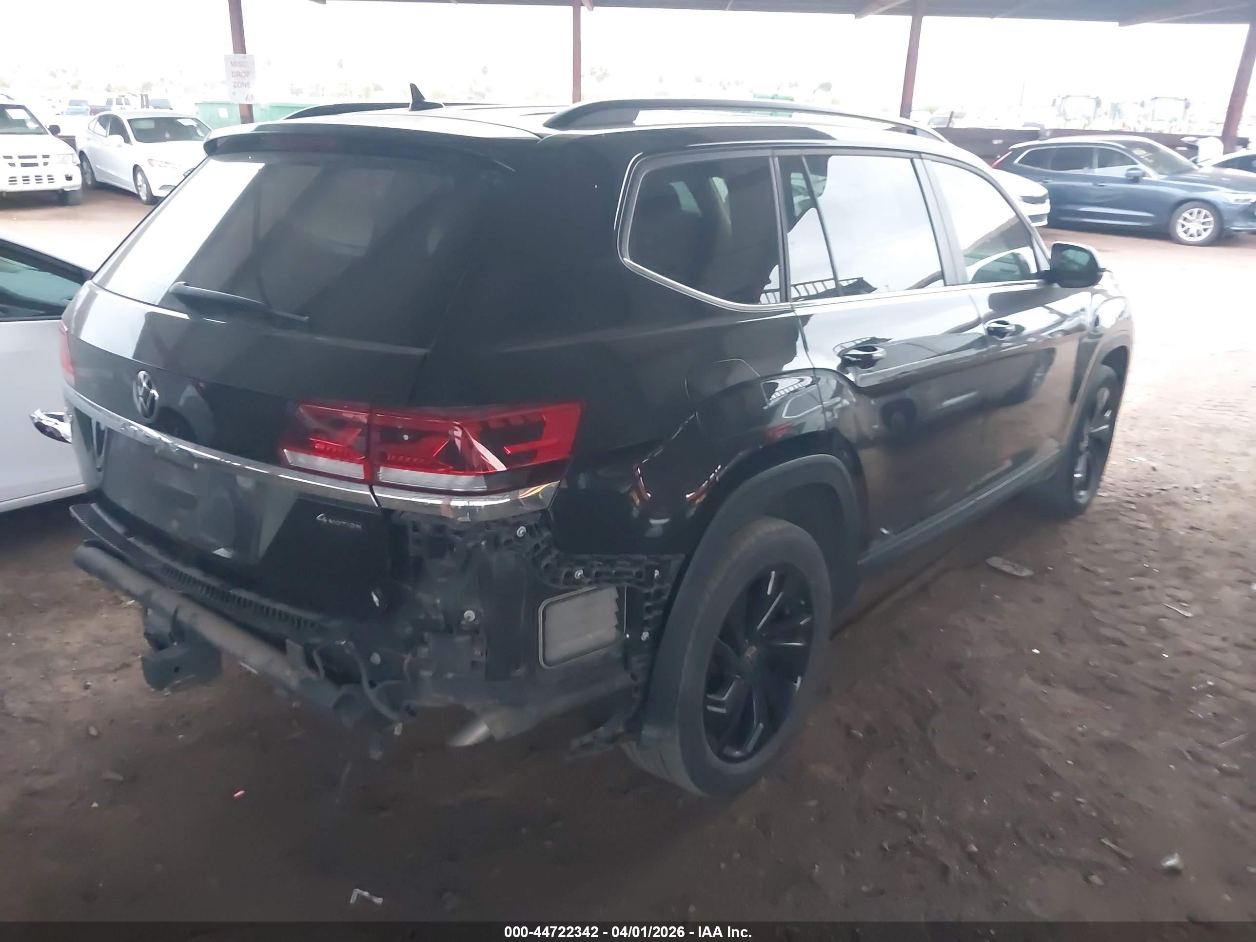 VOLKSWAGEN ATLAS image 4