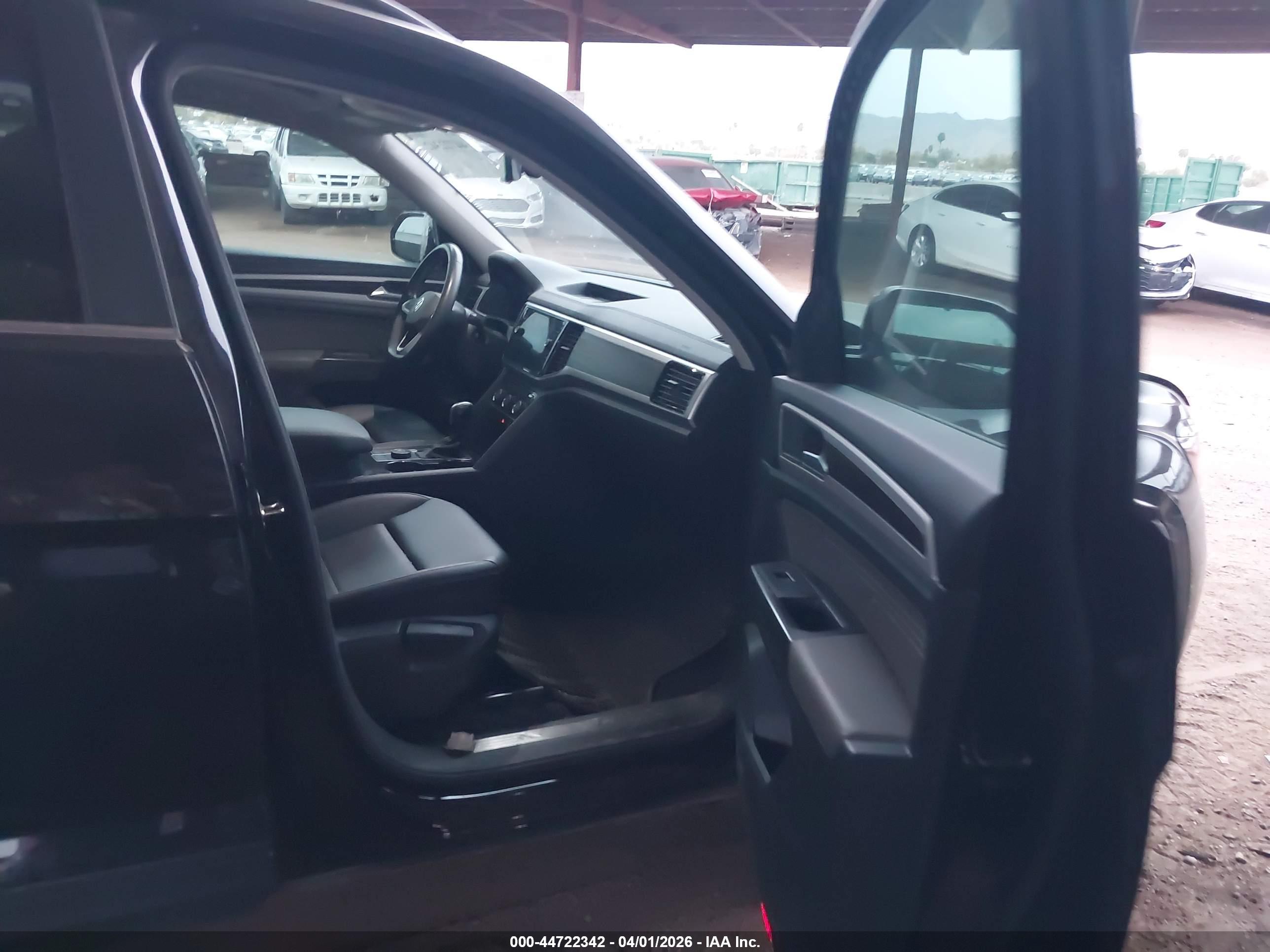 VOLKSWAGEN ATLAS image 5