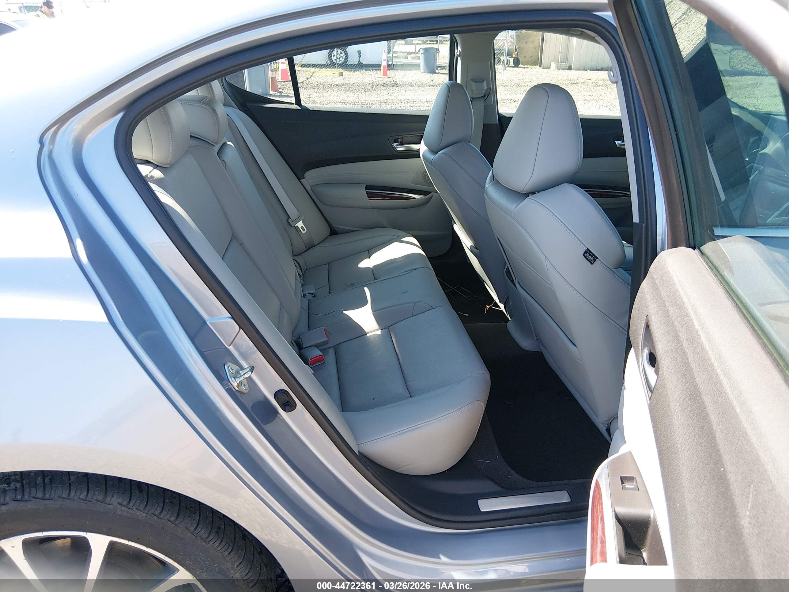 ACURA TLX image 8