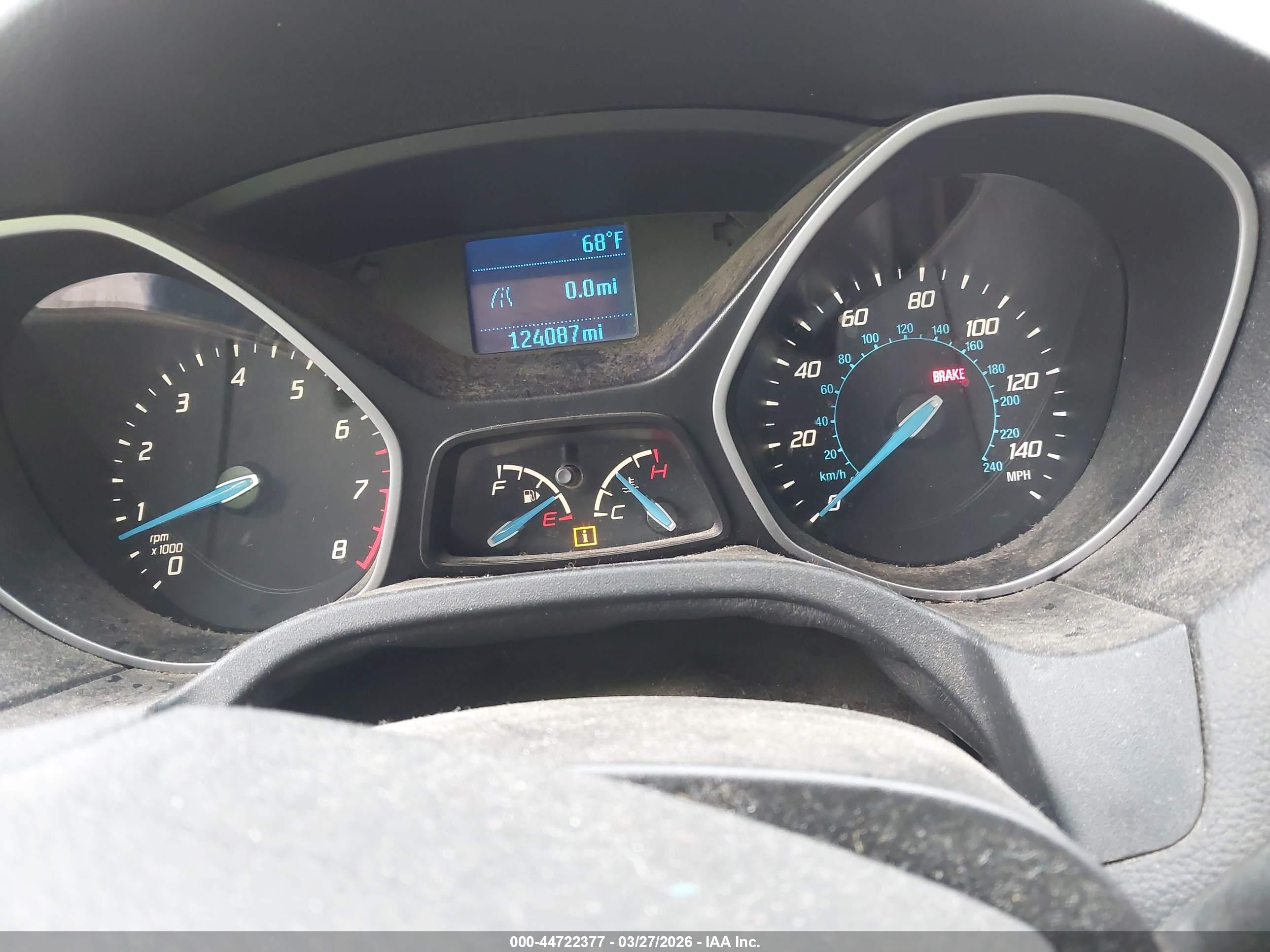 FORD FOCUS image 7
