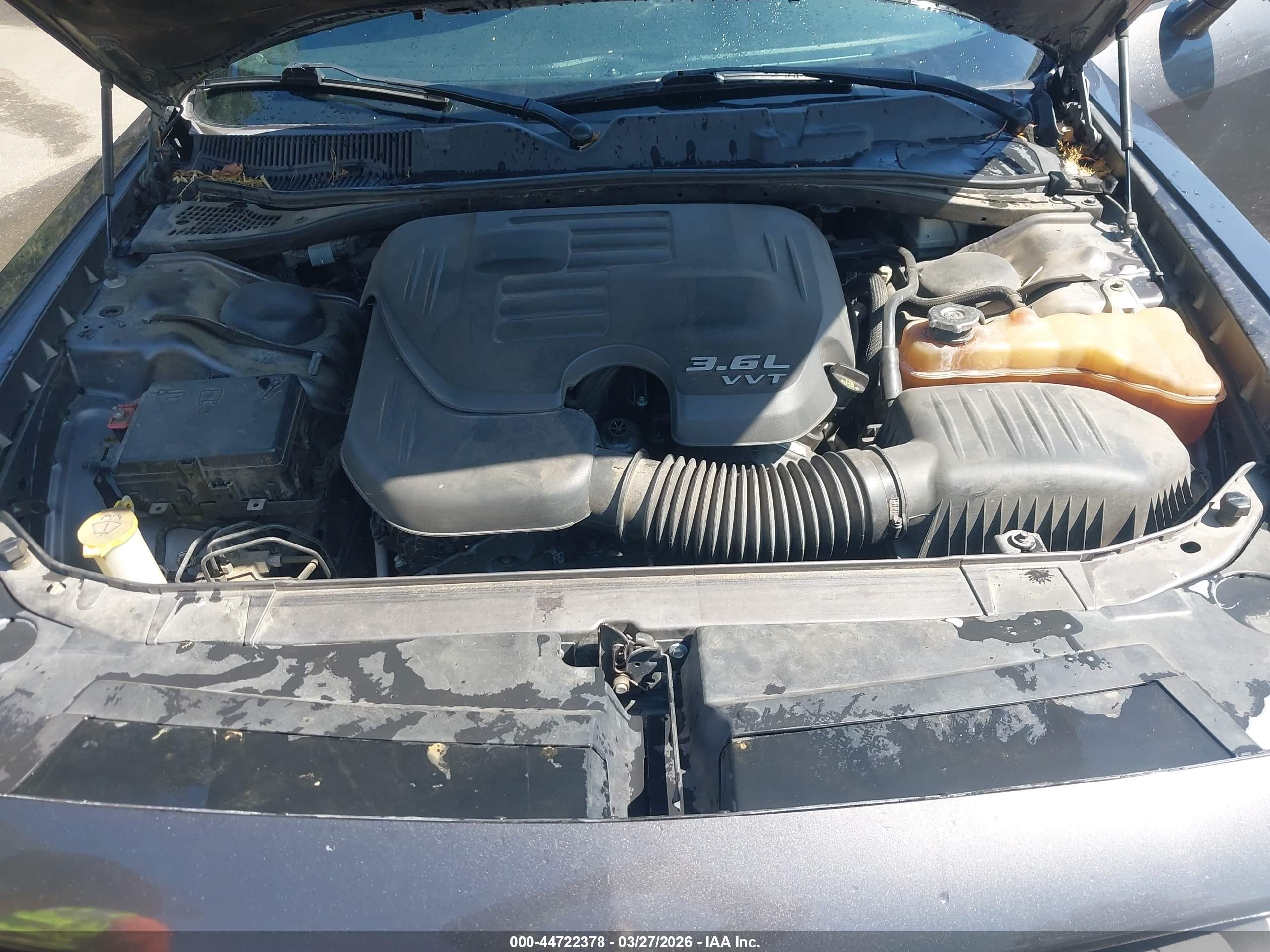 DODGE CHALLENGER image 10