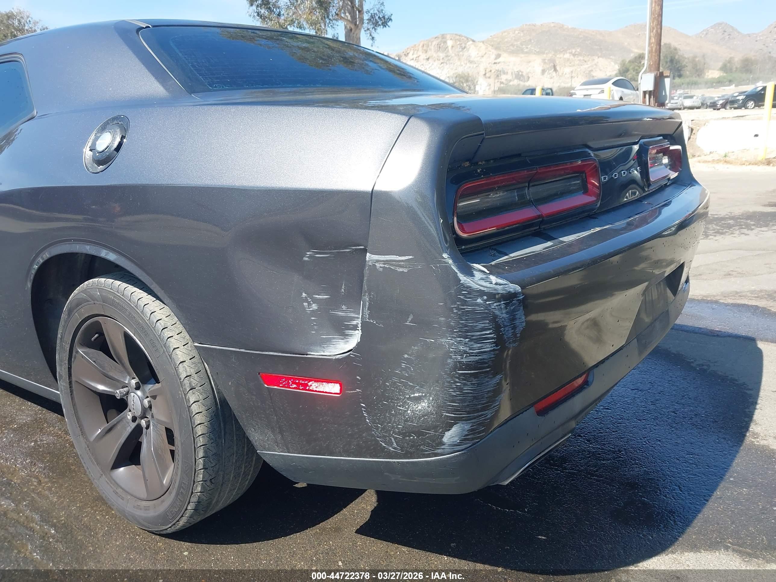 DODGE CHALLENGER image 6
