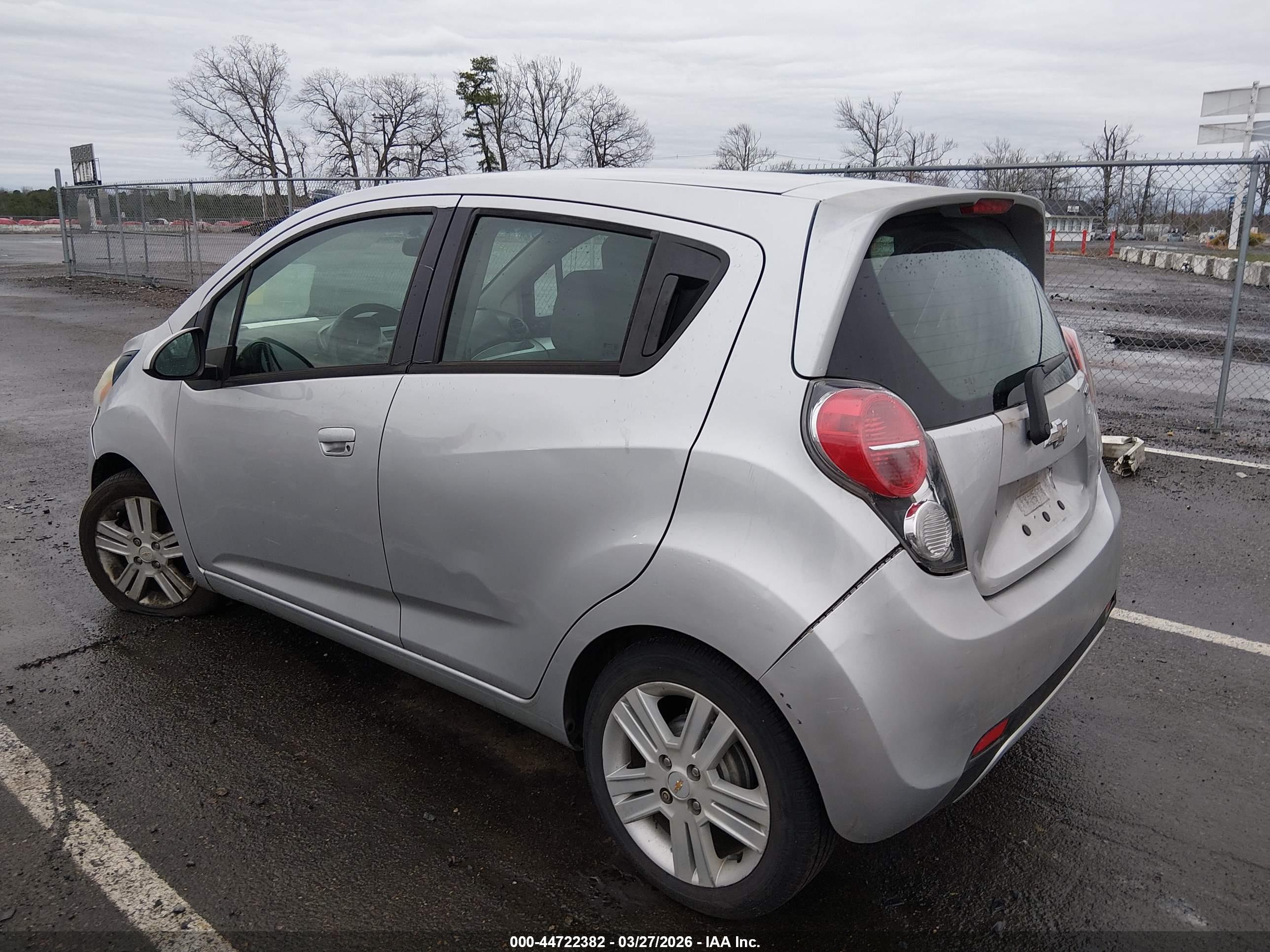 CHEVROLET SPARK image 3