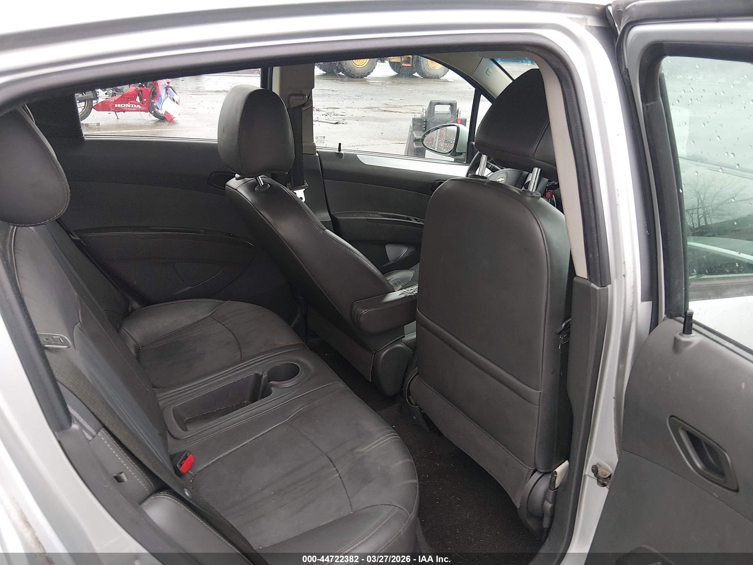 CHEVROLET SPARK image 8
