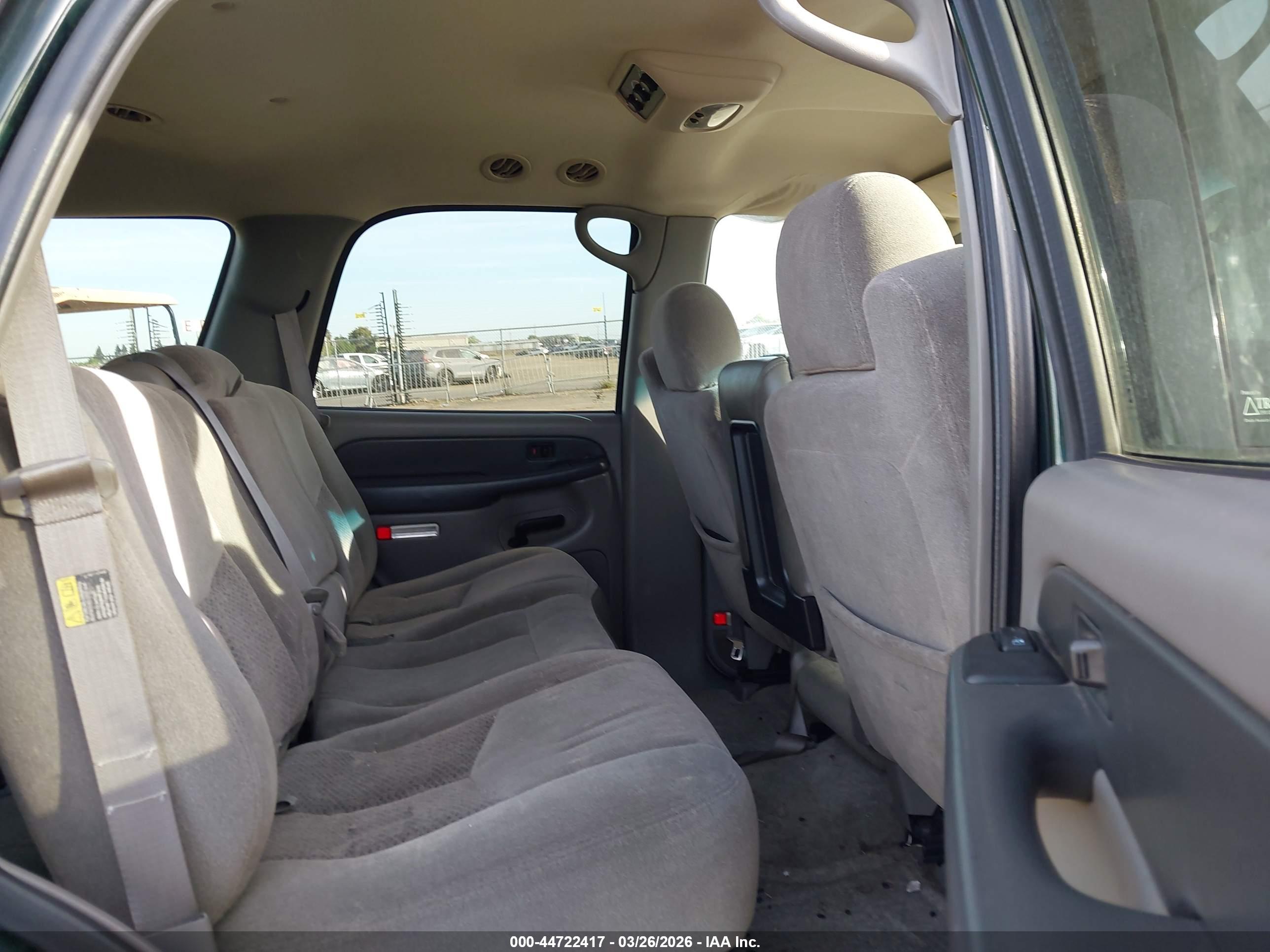 CHEVROLET TAHOE image 8