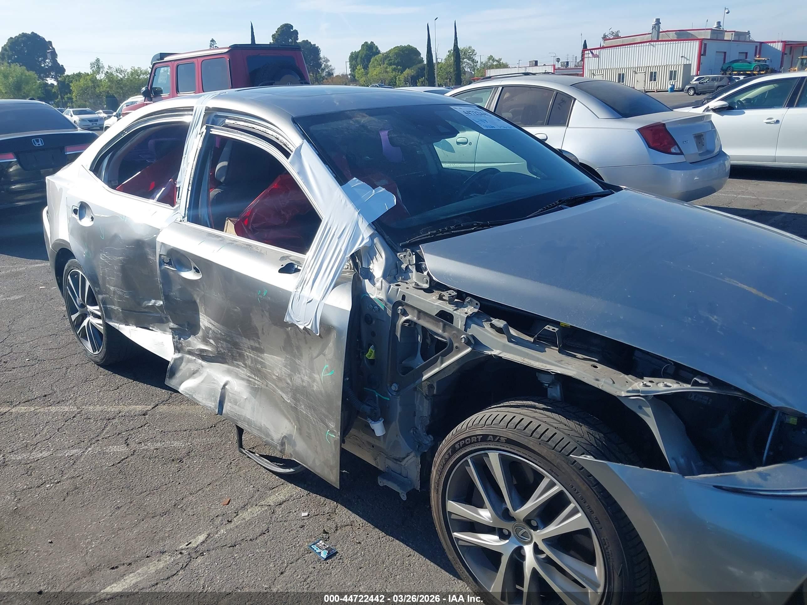 LEXUS IS image 6