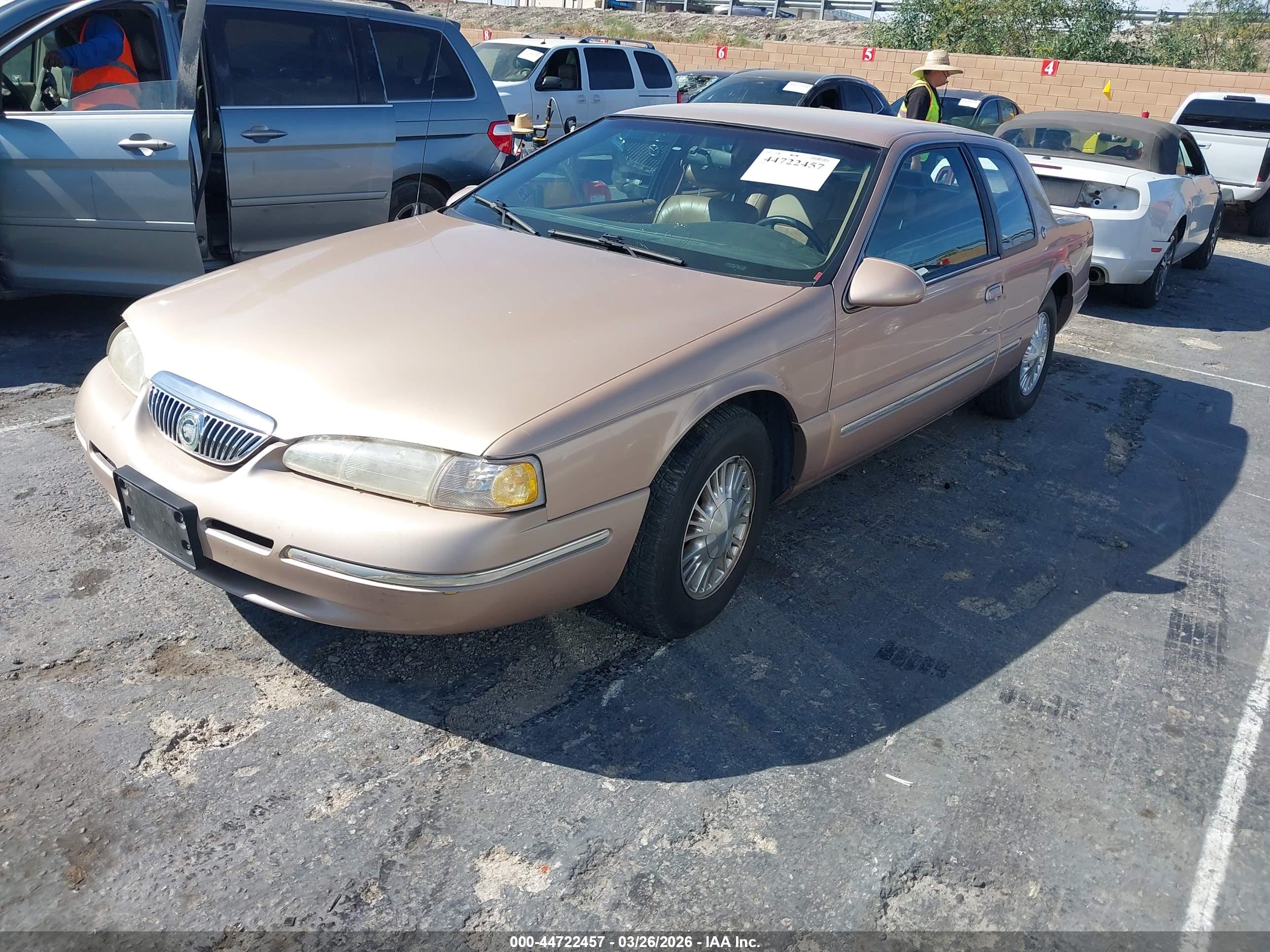 MERCURY COUGAR image 2