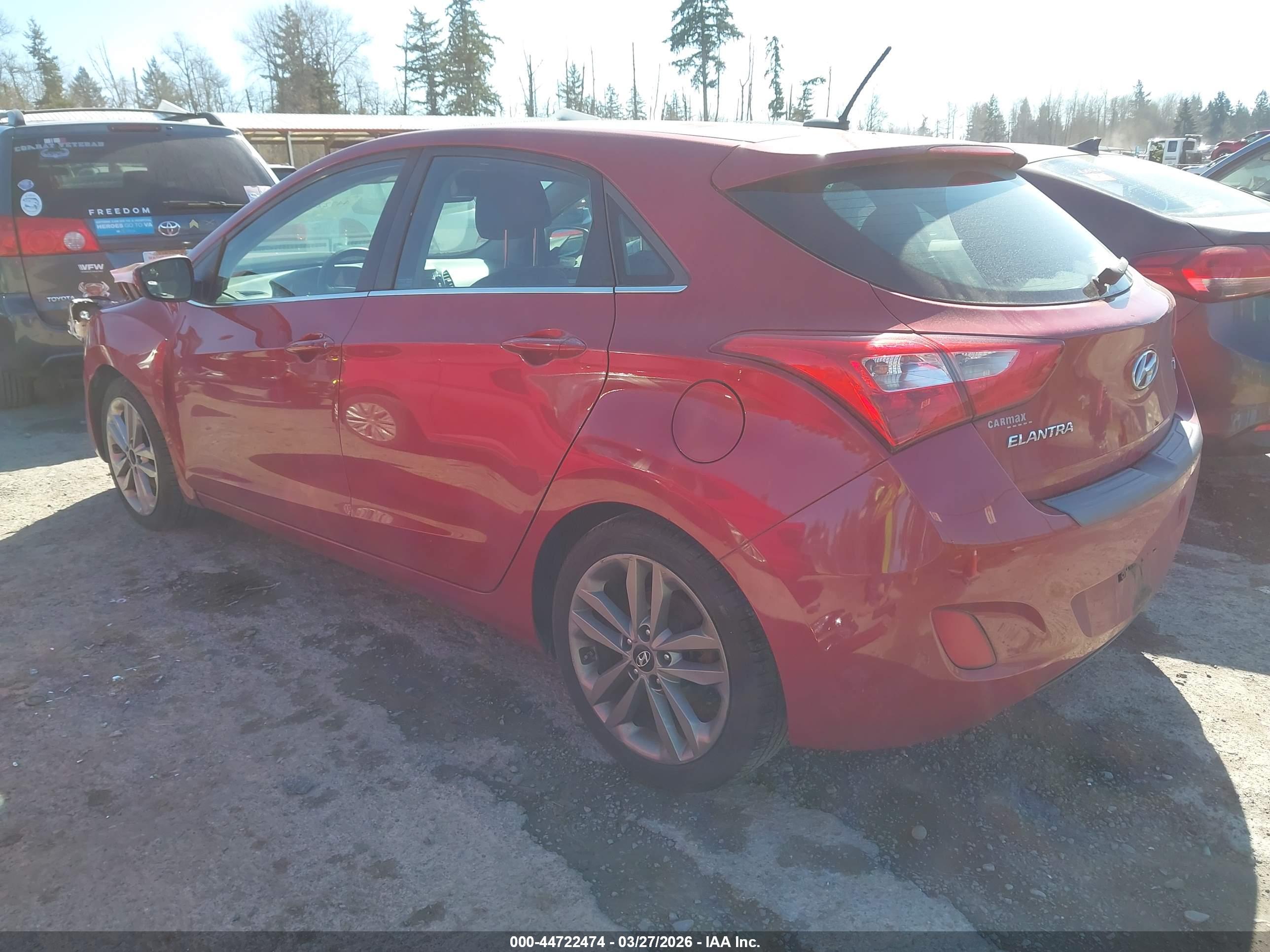 HYUNDAI ELANTRA image 3