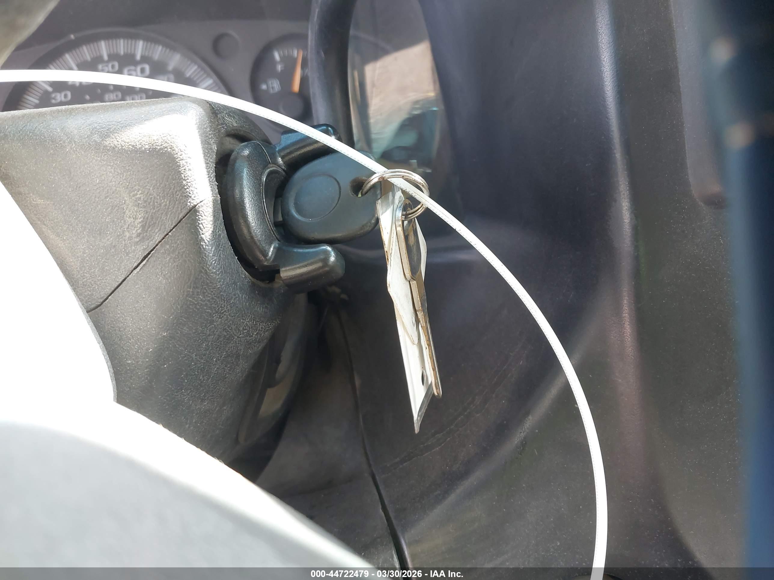 GMC SAVANA image 11