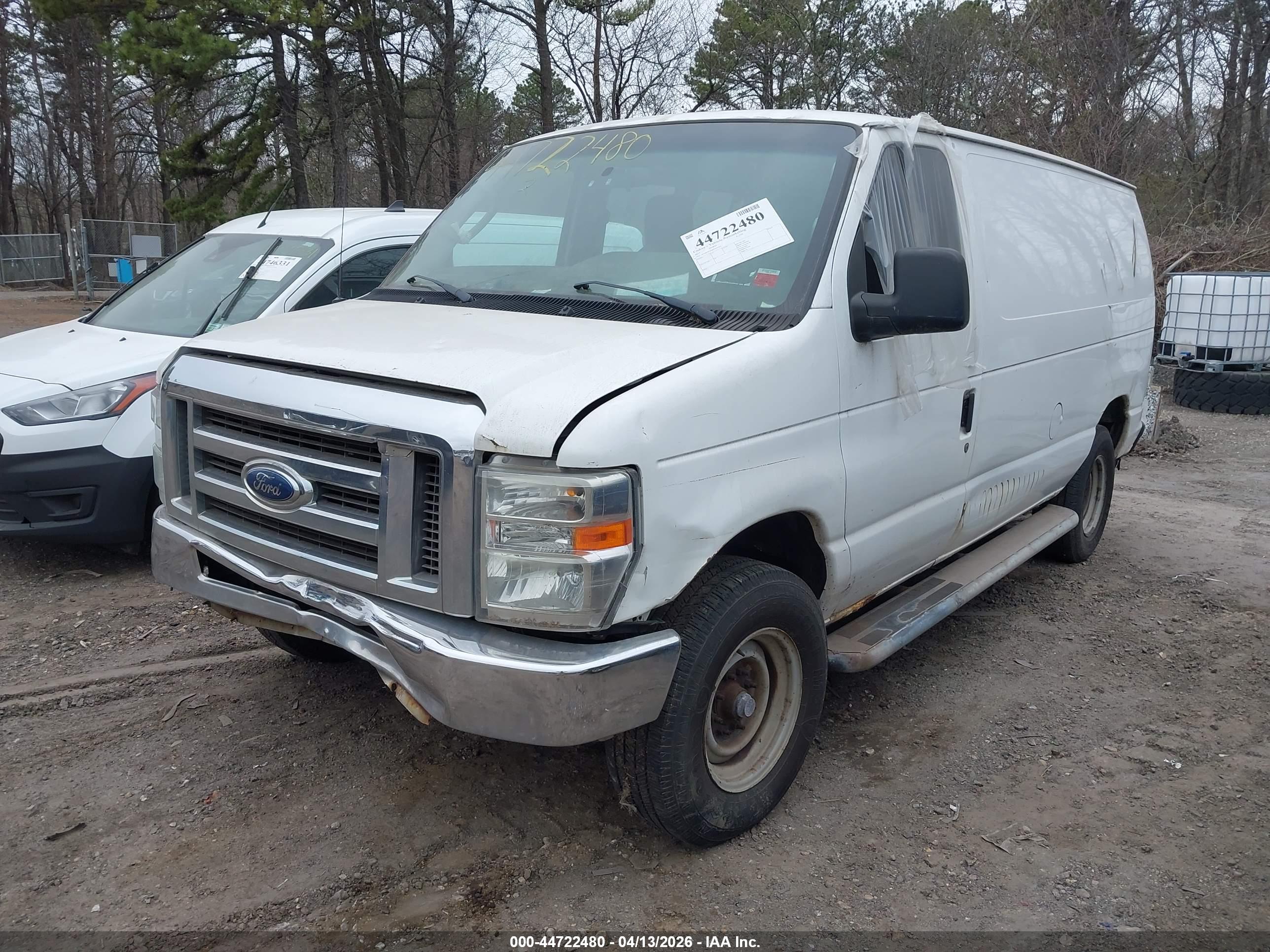 FORD E-250 image 2