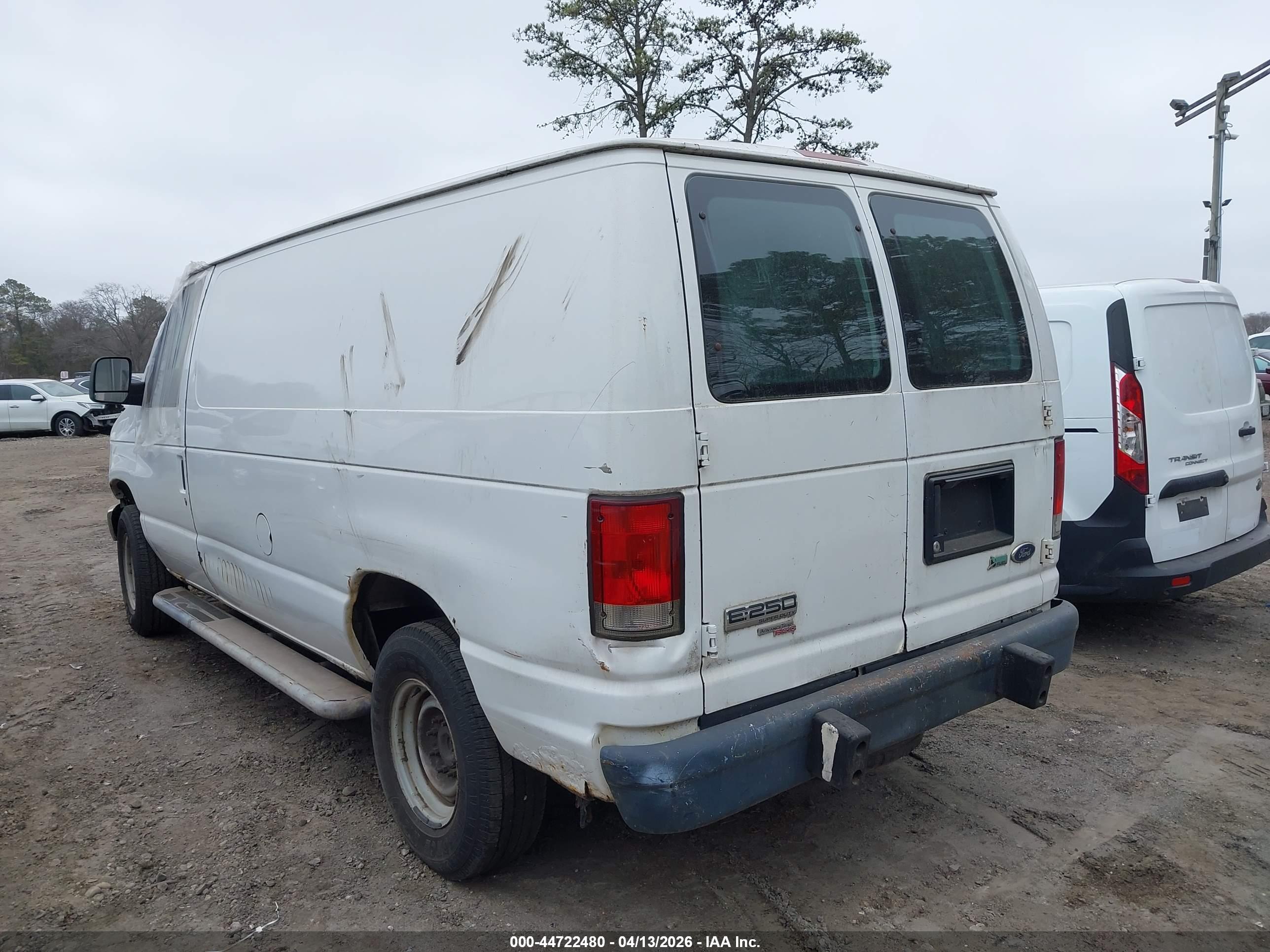 FORD E-250 image 3