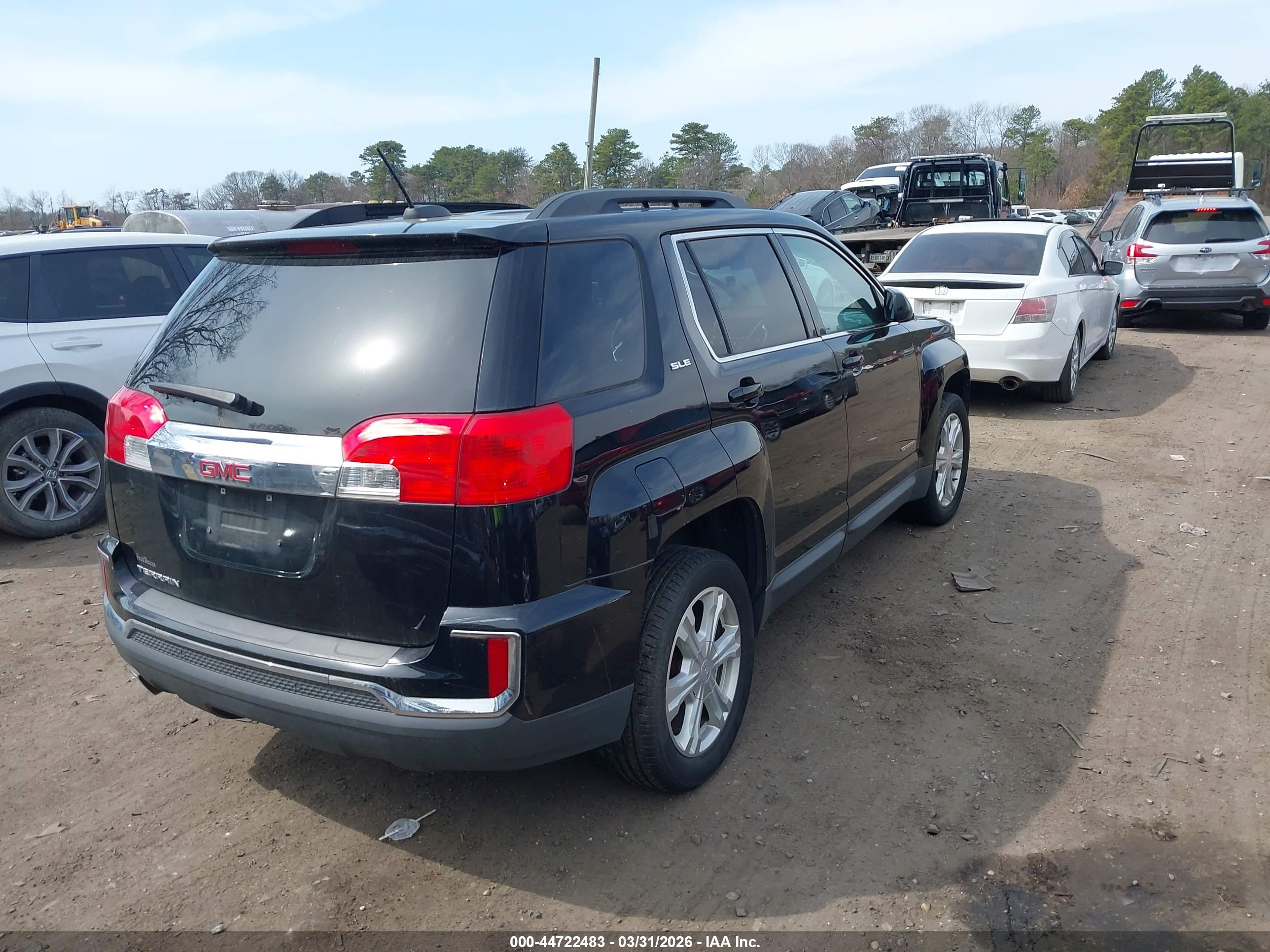 GMC TERRAIN image 4
