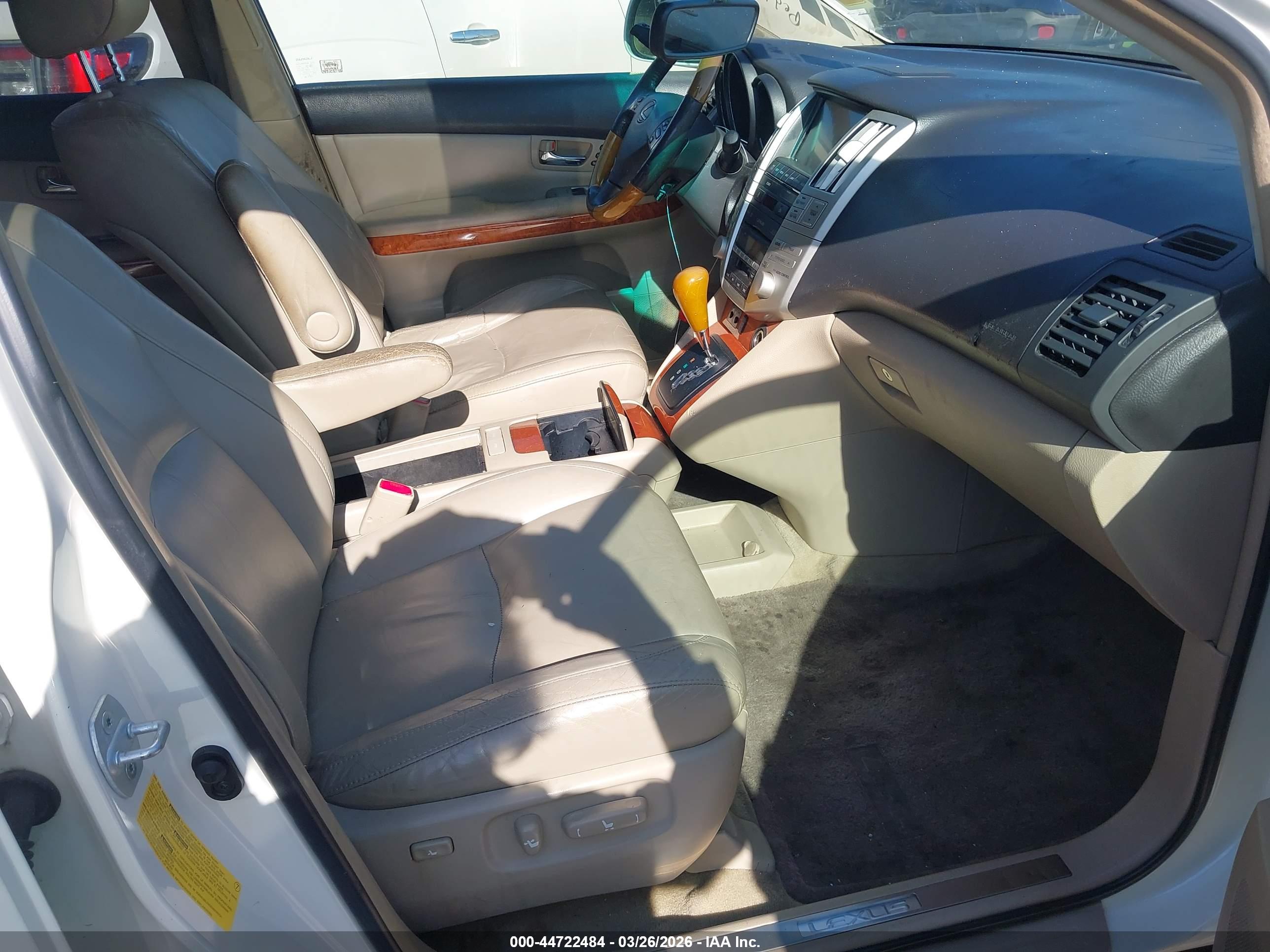 LEXUS RX image 5