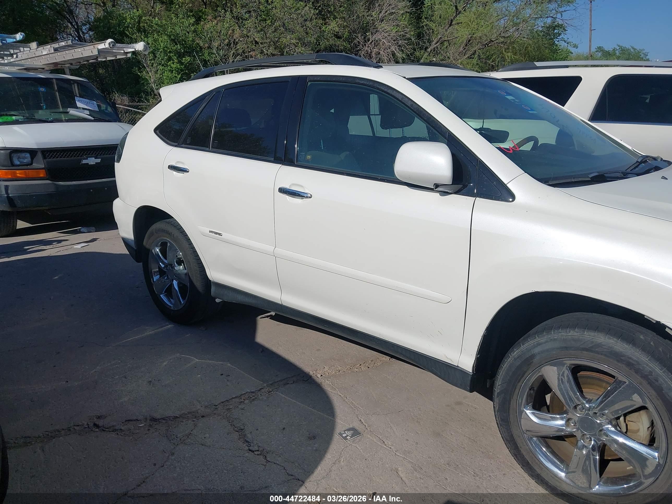 LEXUS RX image 6