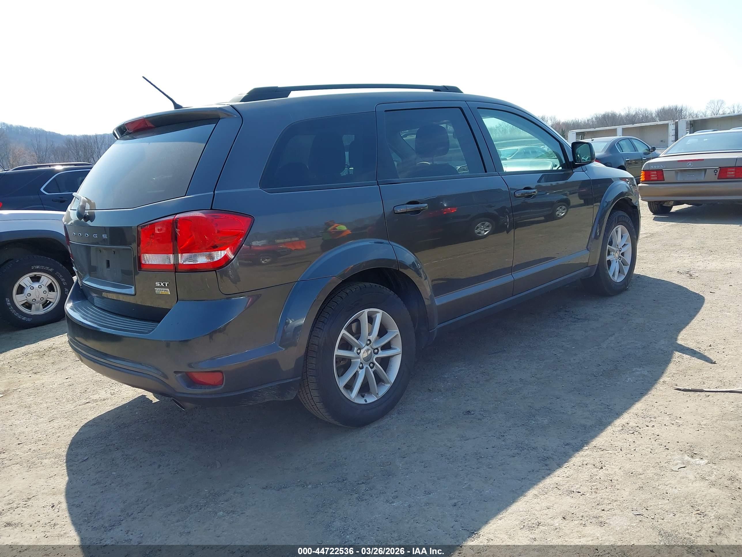 DODGE JOURNEY image 4