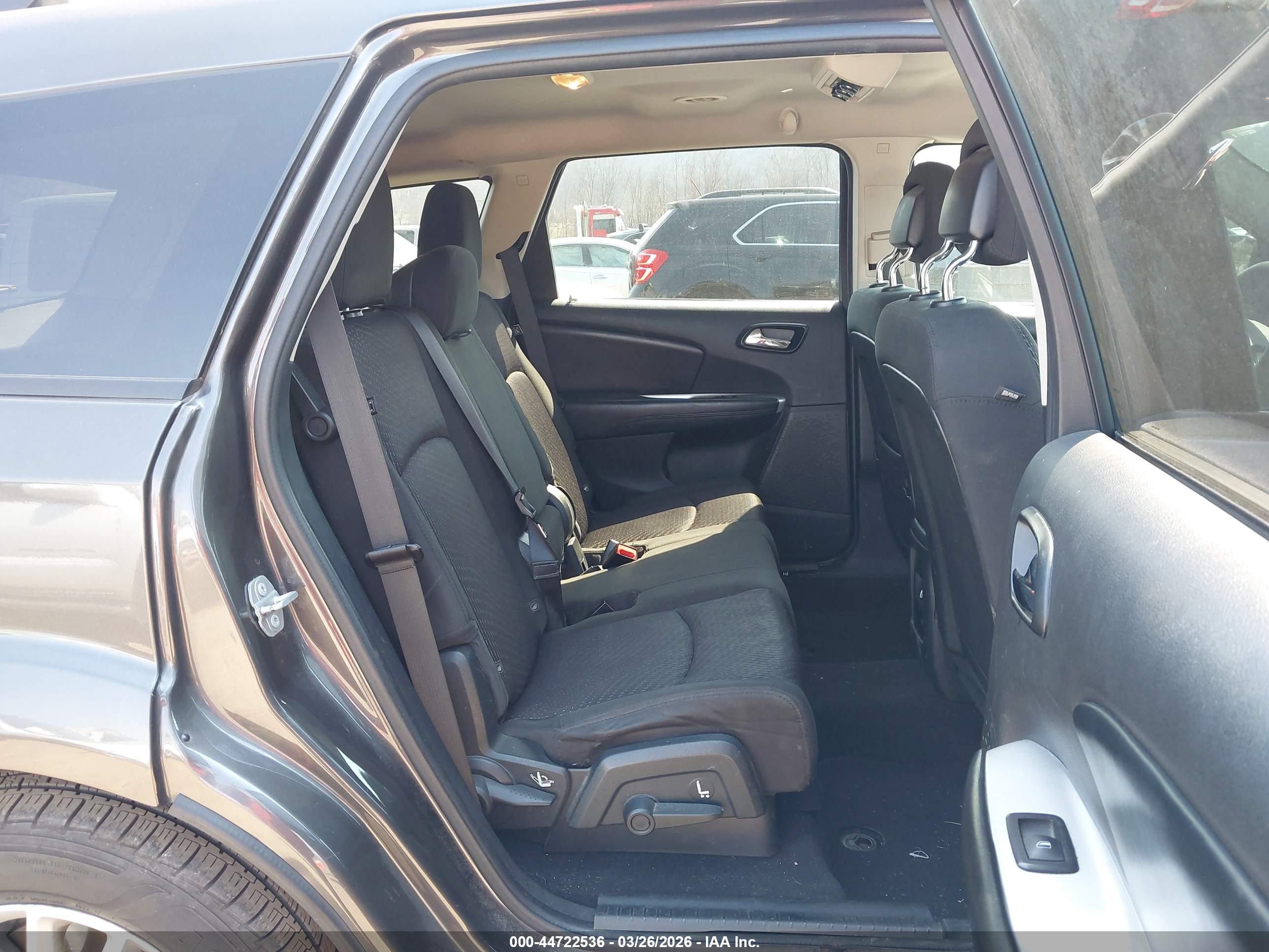 DODGE JOURNEY image 8