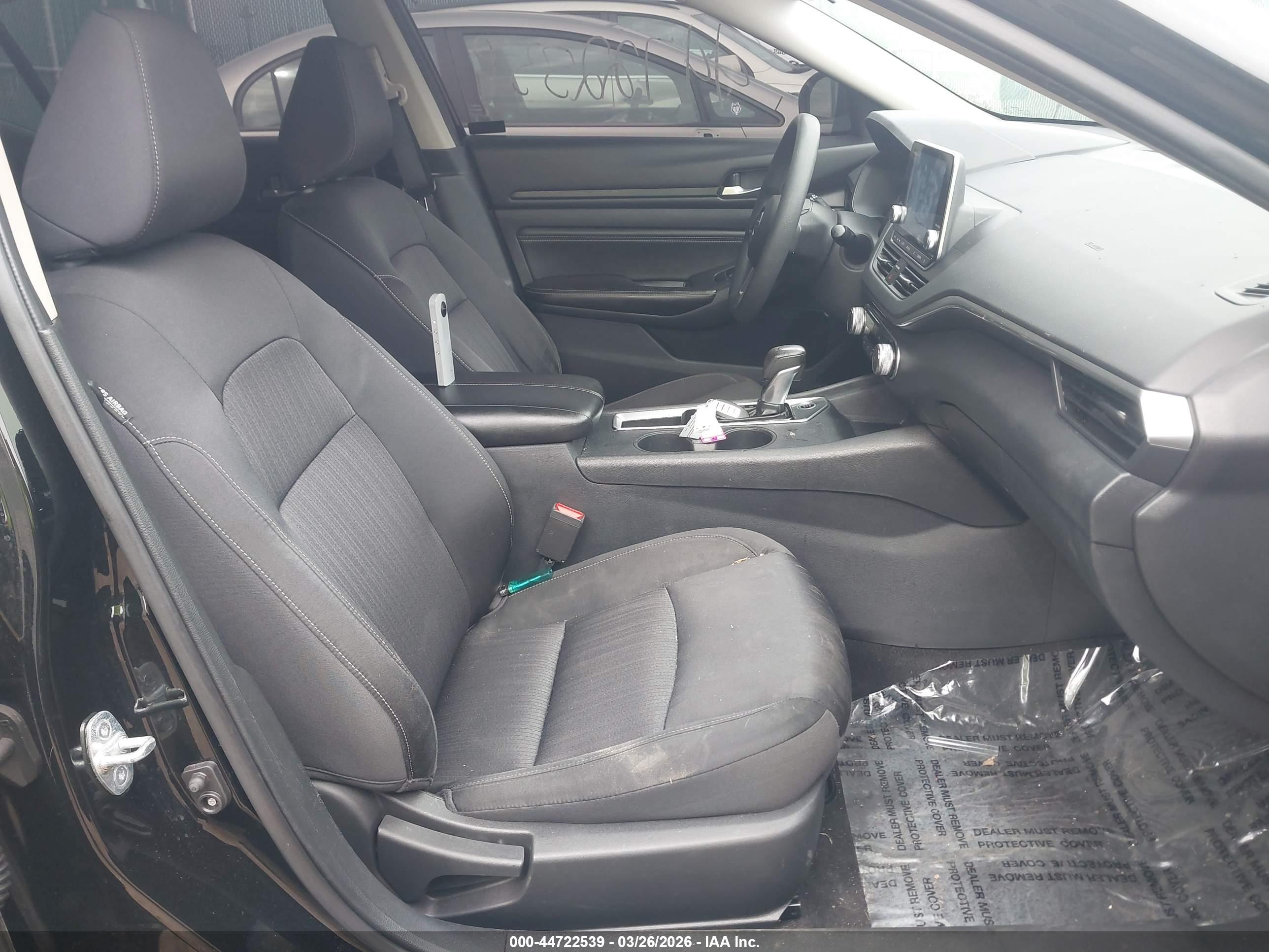 NISSAN ALTIMA image 5