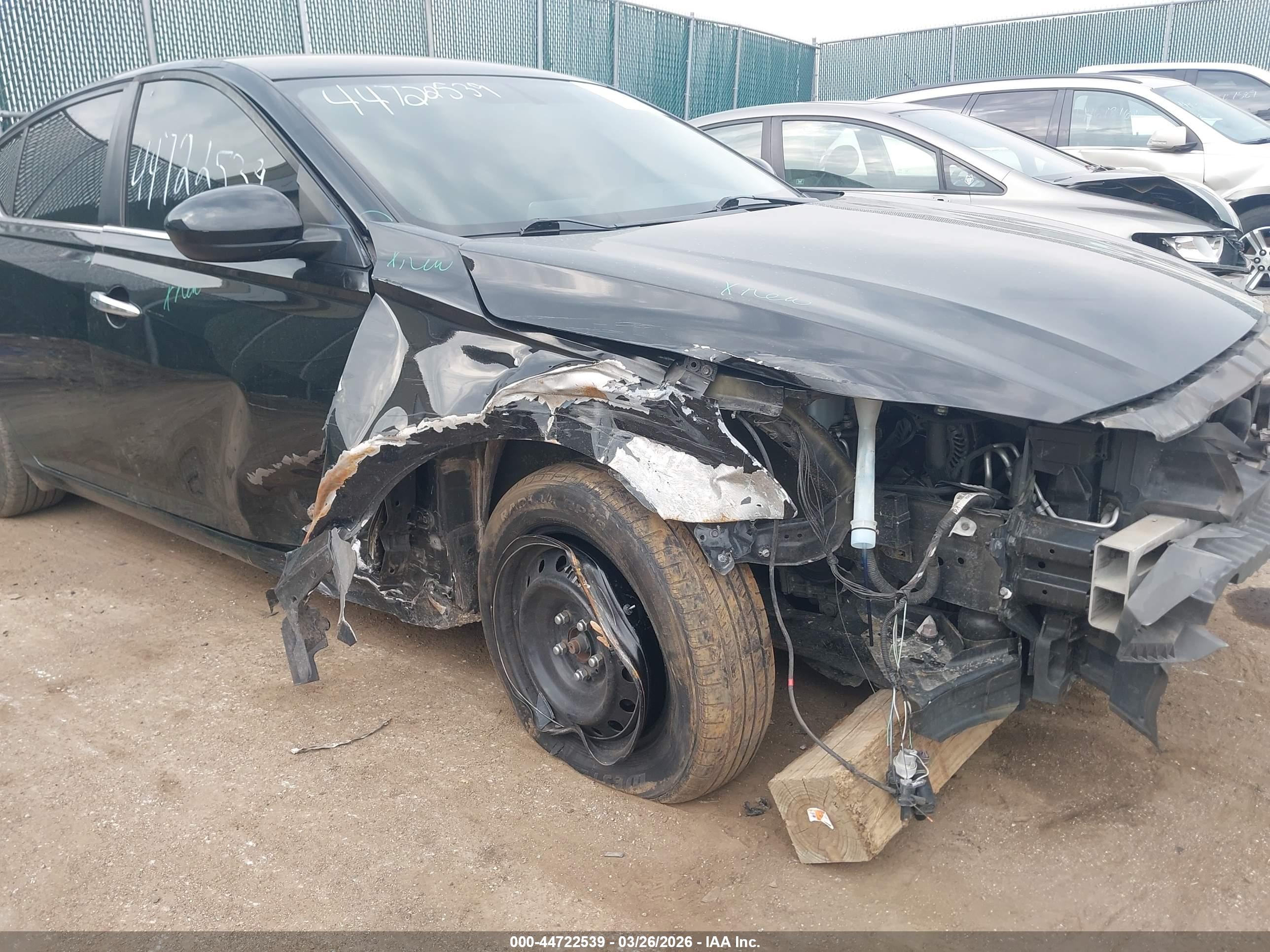 NISSAN ALTIMA image 6