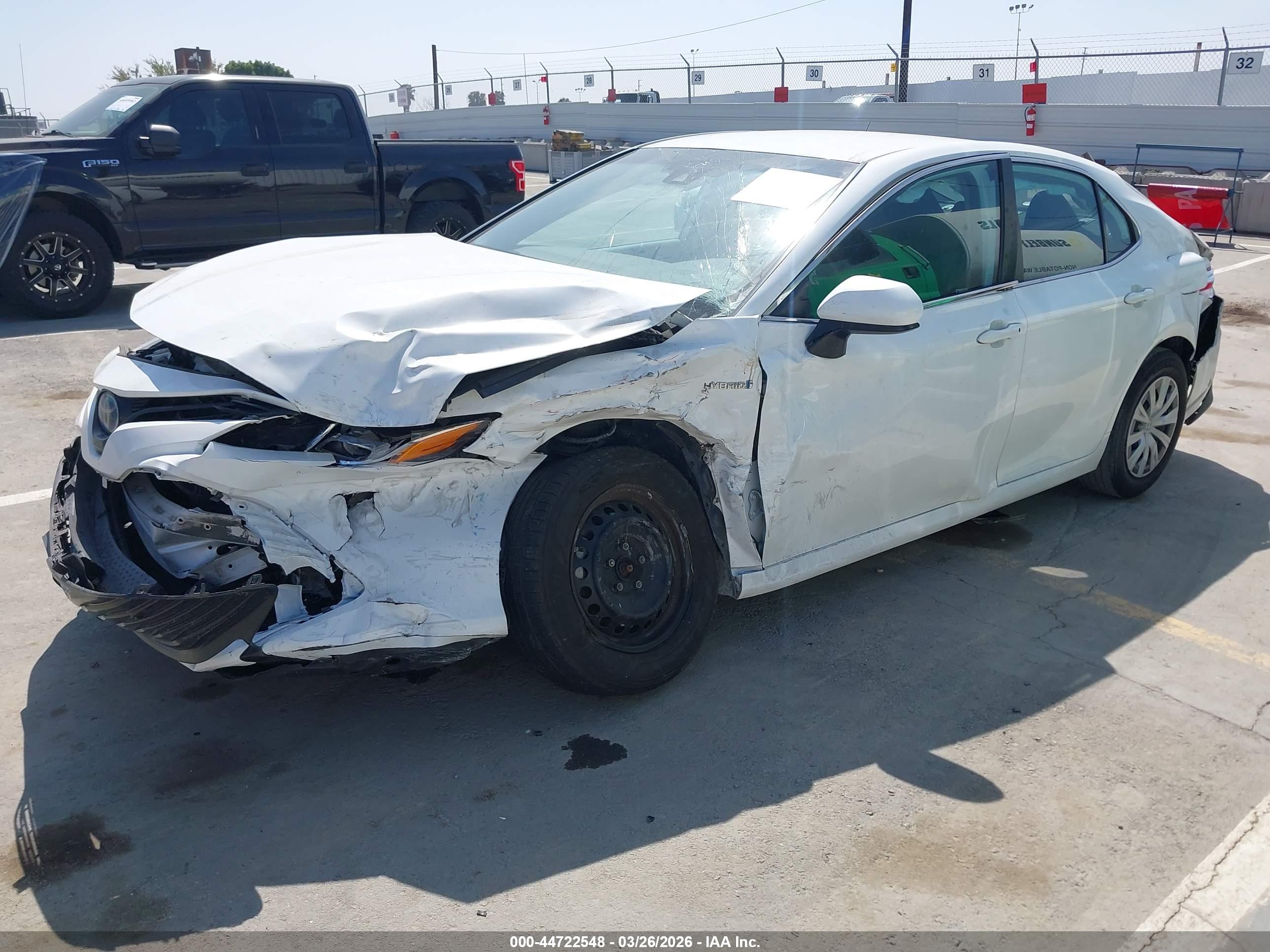 TOYOTA CAMRY image 2
