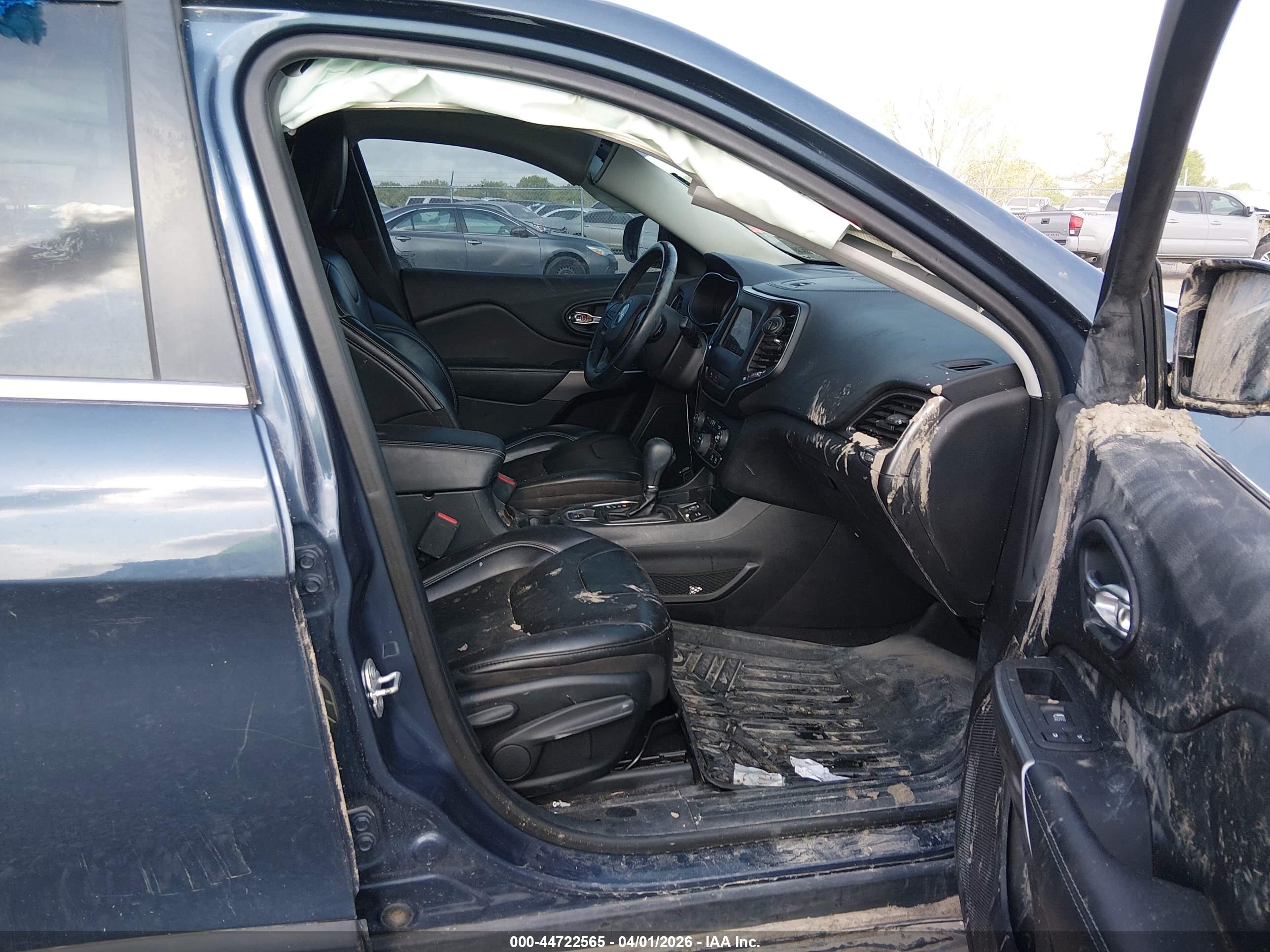 JEEP CHEROKEE image 5