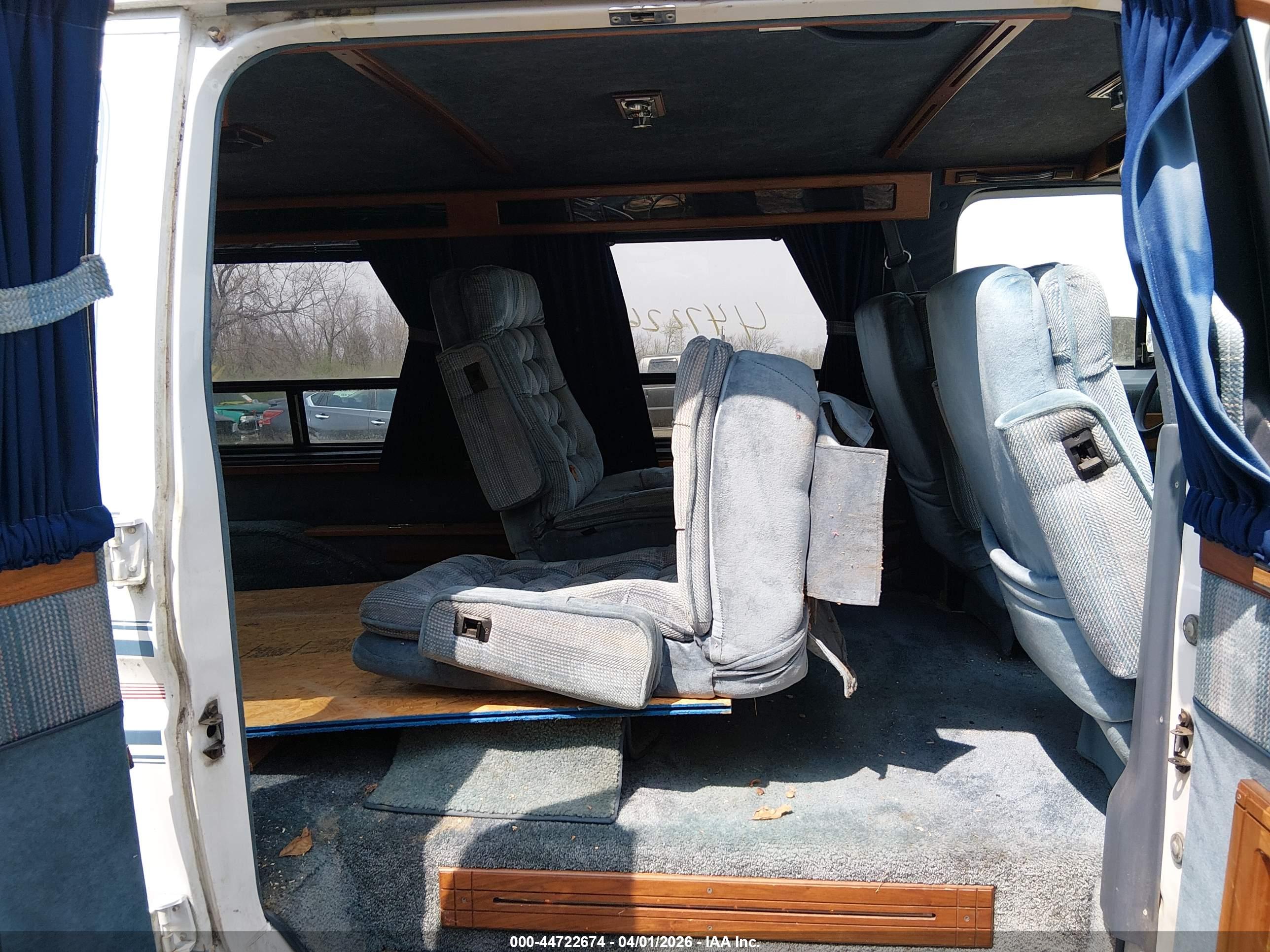 FORD ECONOLINE image 8