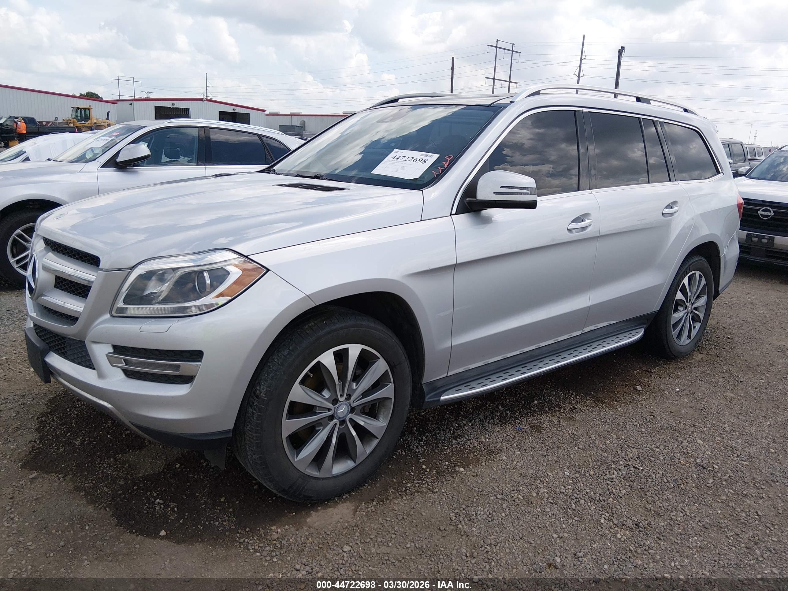 MERCEDES-BENZ GL image 2