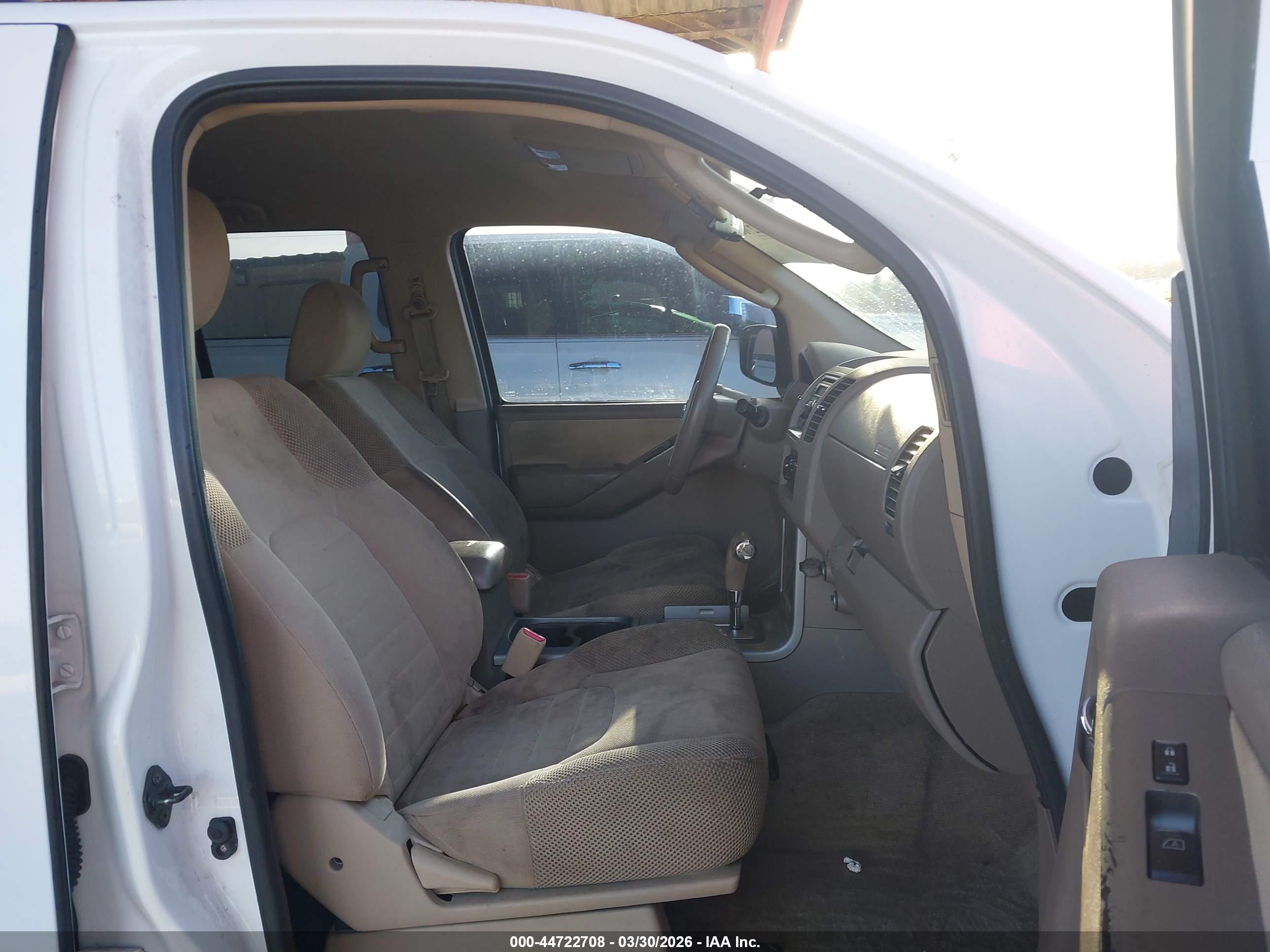 NISSAN PATHFINDER image 5